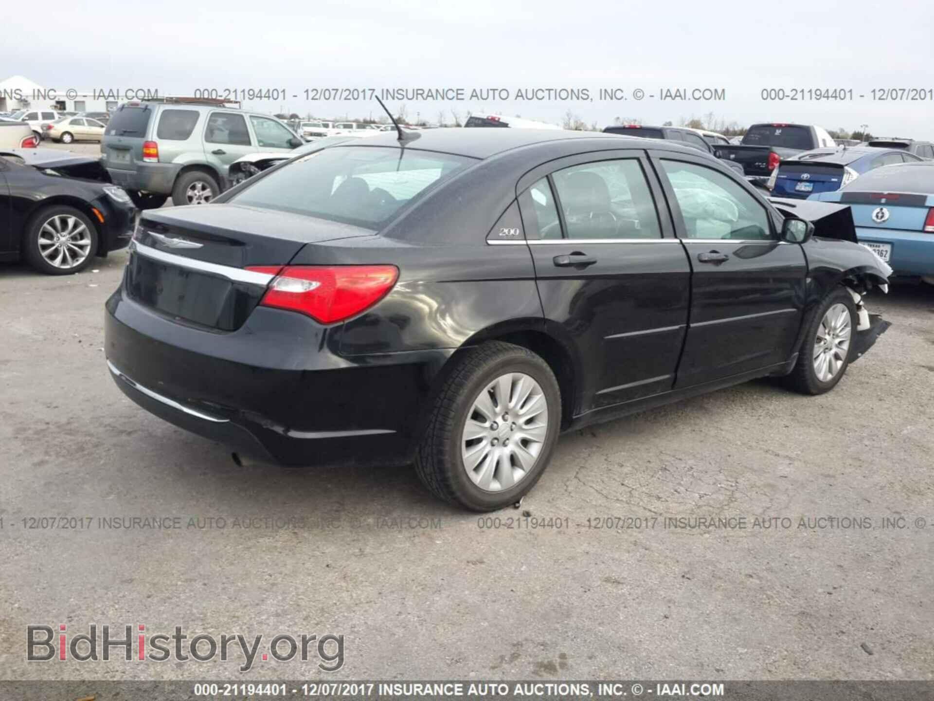 2013 Chrysler 200 - VIN: 1C3CCBAB7DN604691 - Photo 4