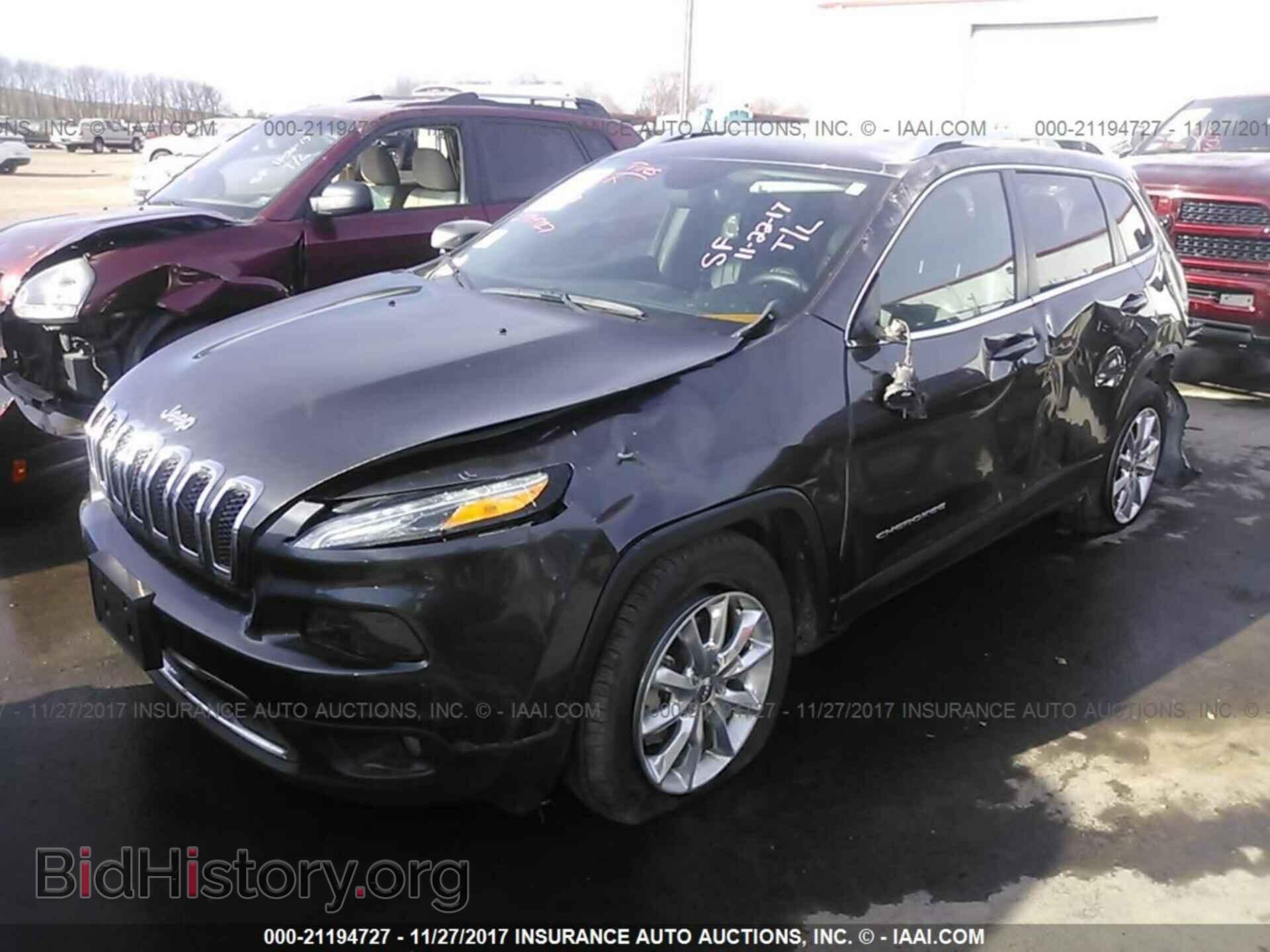 2015 Jeep Cherokee - VIN: 1C4PJMDB3FW716699 - Фото 2