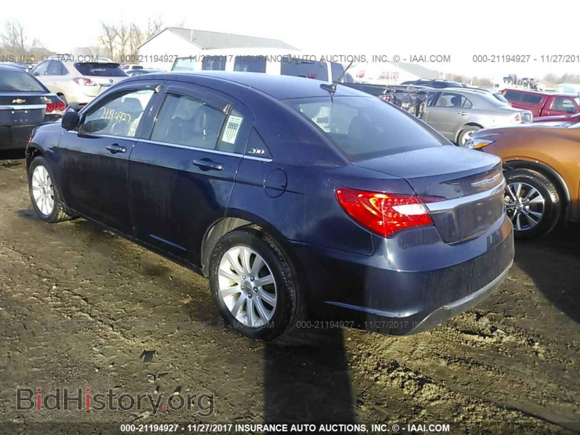 2013 Chrysler 200 - VIN: 1C3CCBBB7DN706295 - Фото 3
