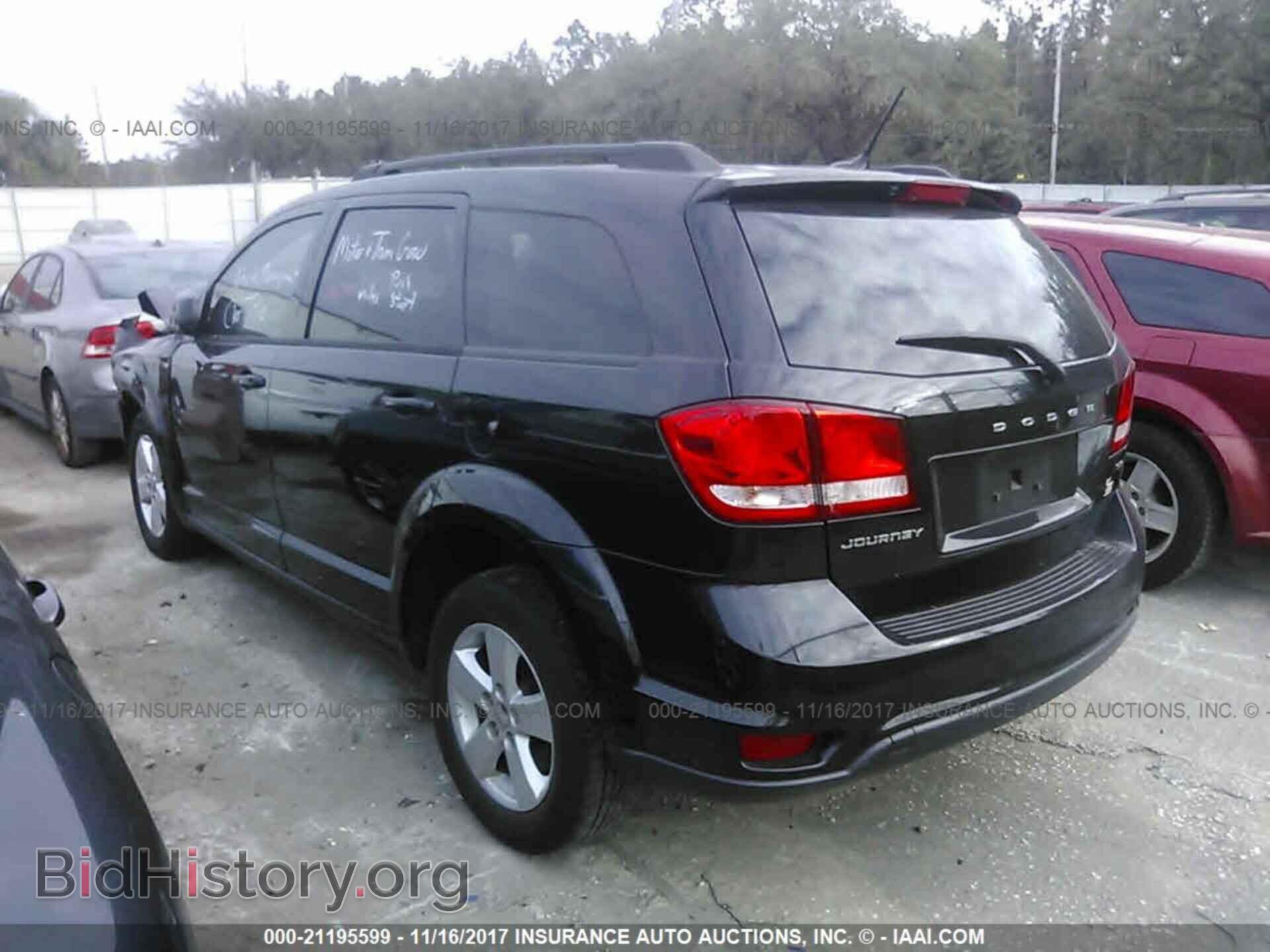 2012 Dodge Journey - VIN: 3C4PDCBB1CT392643 - Фото 3