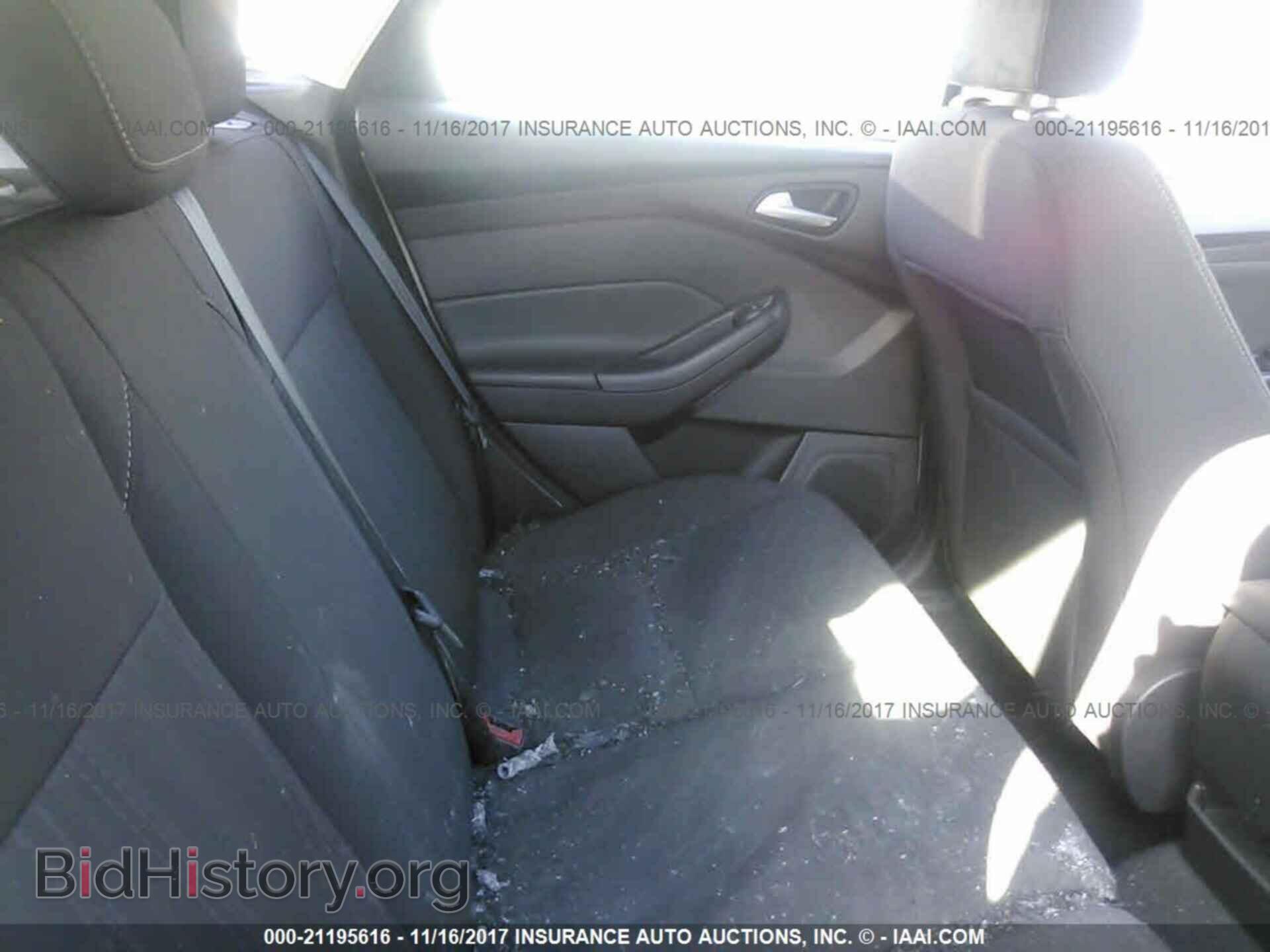 2016 Ford Focus - VIN: 1FADP3K20GL269496 - Photo 8