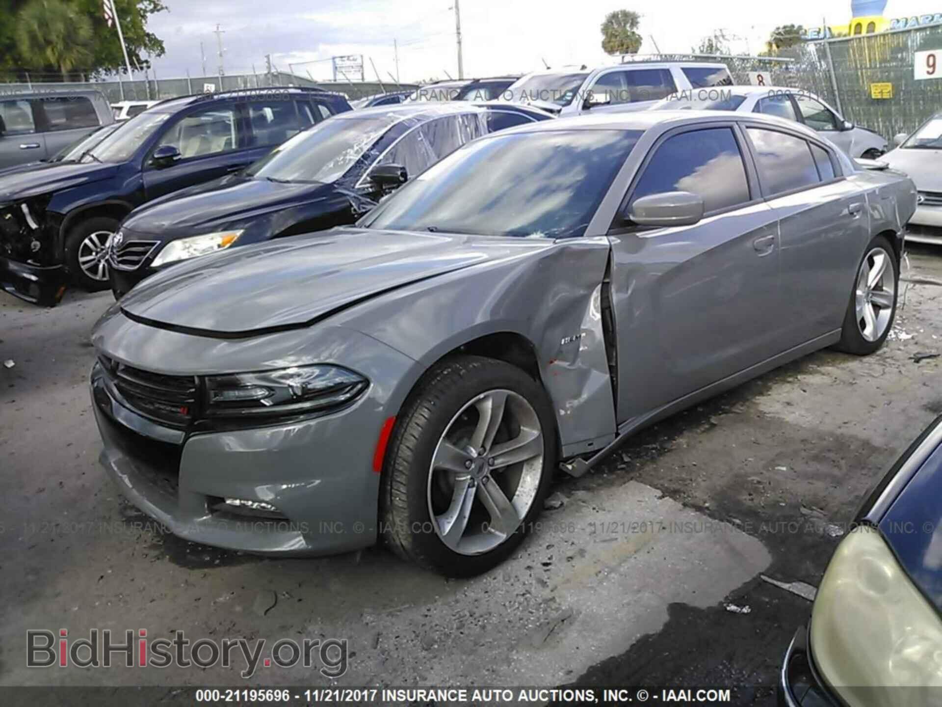 2017 Dodge Charger - VIN: 2C3CDXCT1HH524107 - Фото 2