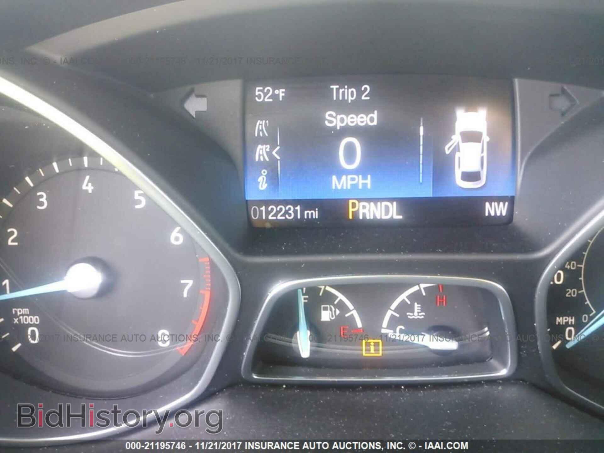 2017 Ford Focus - VIN: 1FADP3F29HL232457 - Photo 7