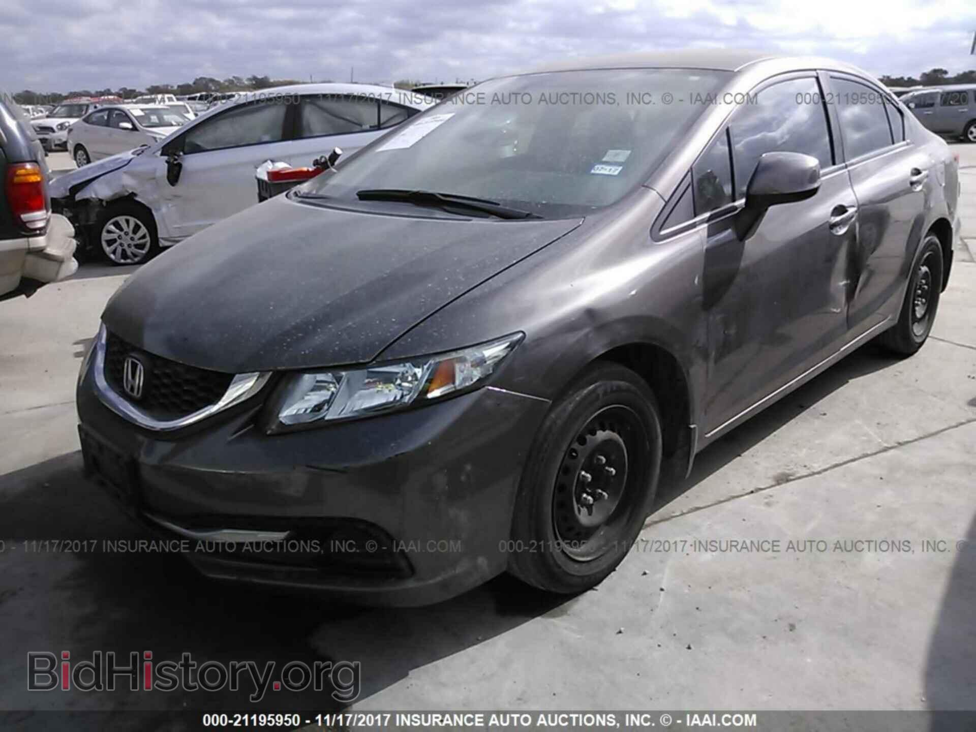 2013 Honda Civic - VIN: 2HGFB2F59DH587644 - Фото 2