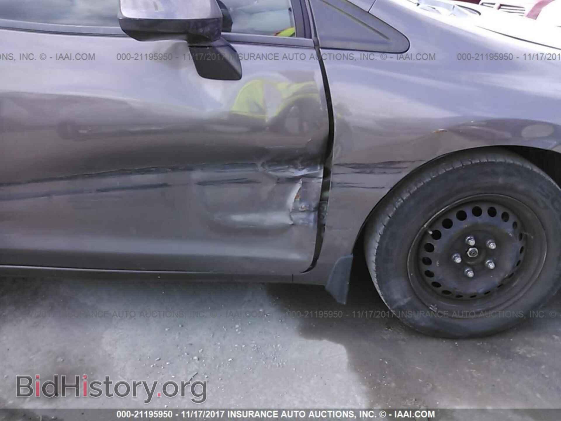 2013 Honda Civic - VIN: 2HGFB2F59DH587644 - Фото 6