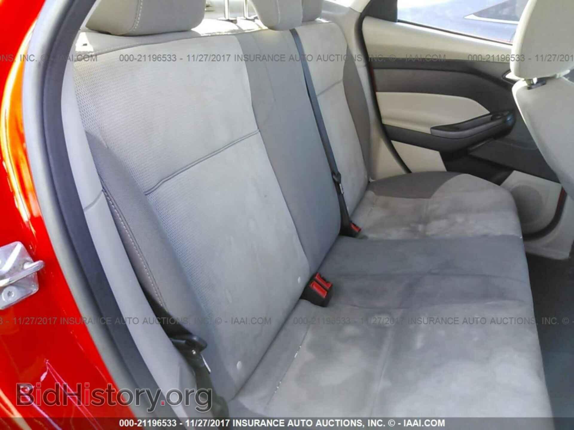 2012 Ford Focus - VIN: 1FAHP3F20CL461555 - Photo 8