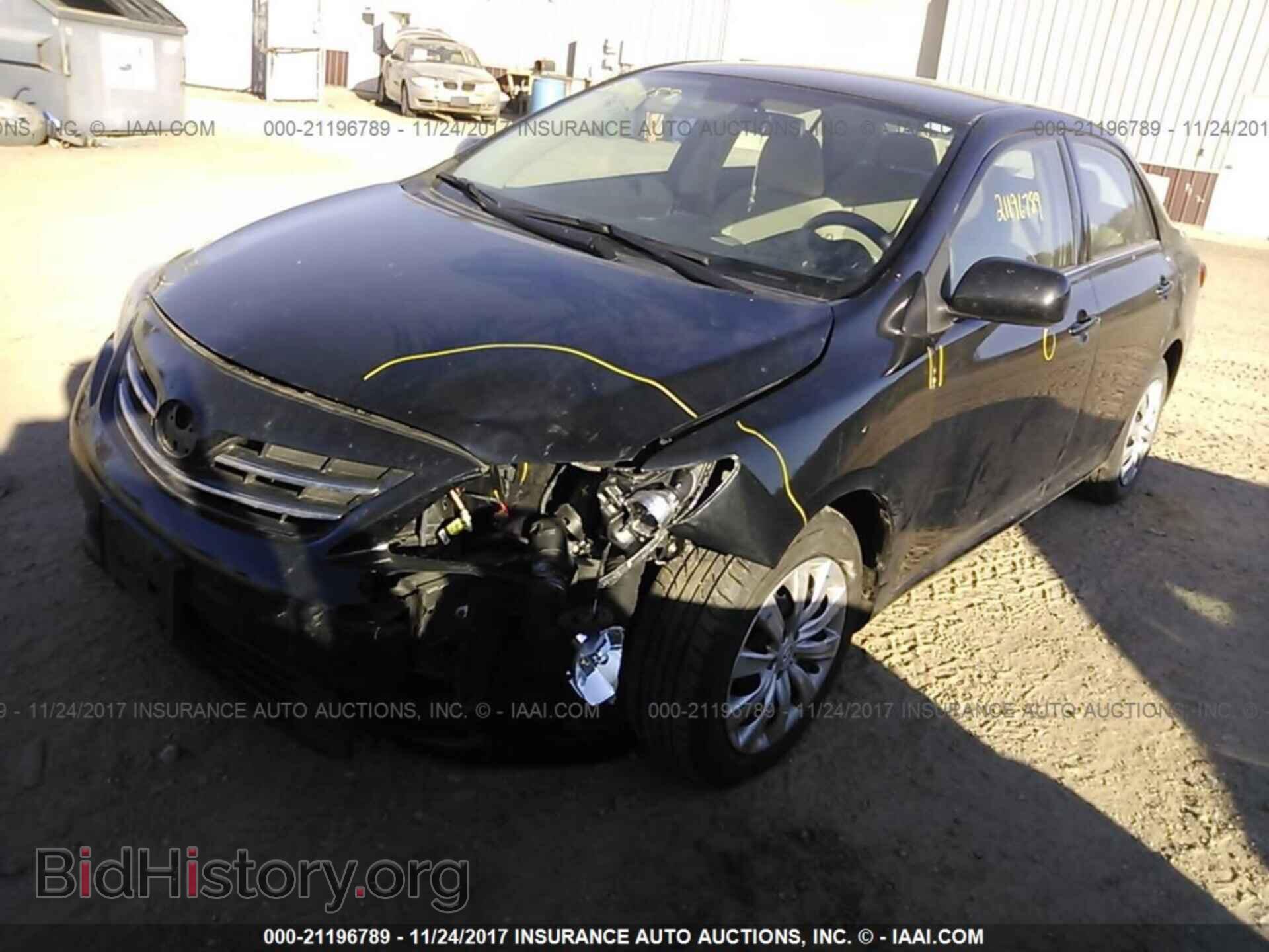 2013 Toyota Corolla - VIN: 2T1BU4EEXDC998470 - Фото 2