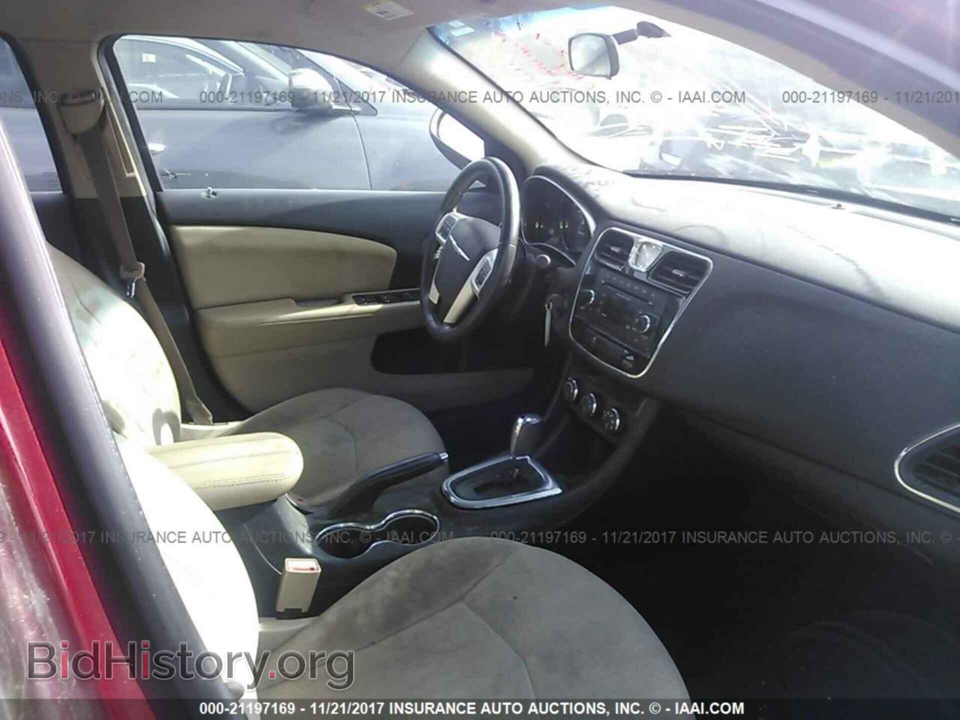 2013 Chrysler 200 - VIN: 1C3CCBBB8DN627802 - Photo 5