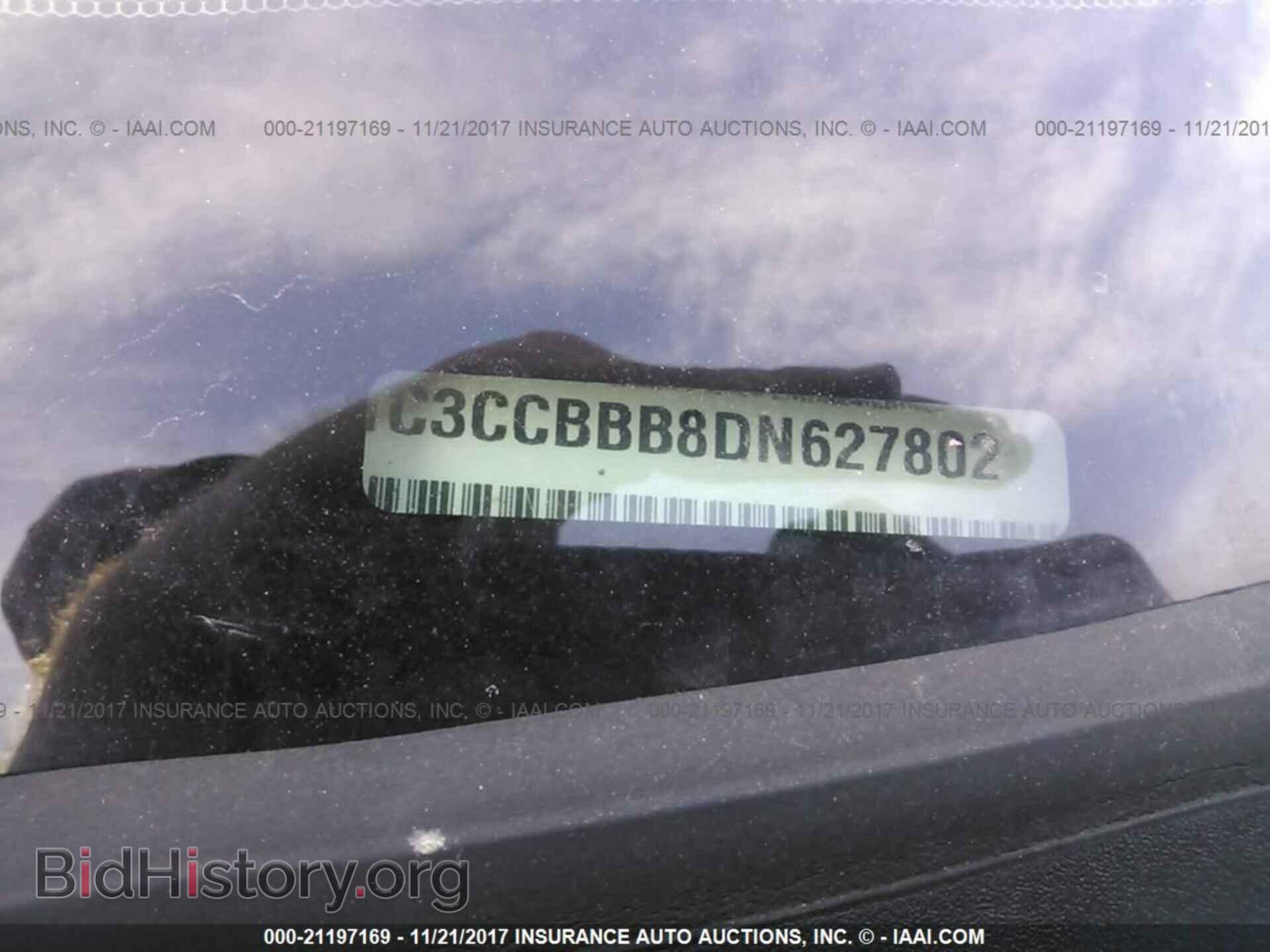 2013 Chrysler 200 - VIN: 1C3CCBBB8DN627802 - Photo 9