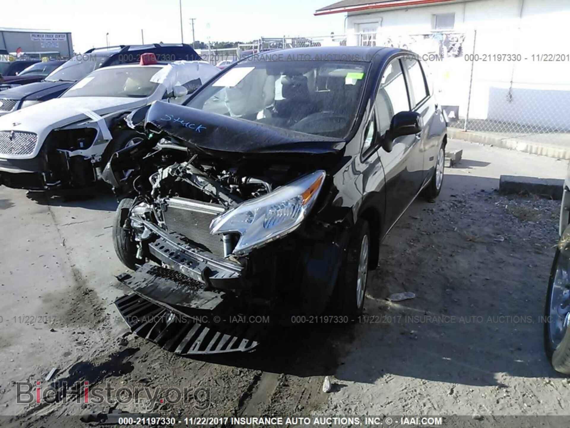 2014 Nissan Versa note - VIN: 3N1CE2CP7EL361774 - Photo 2