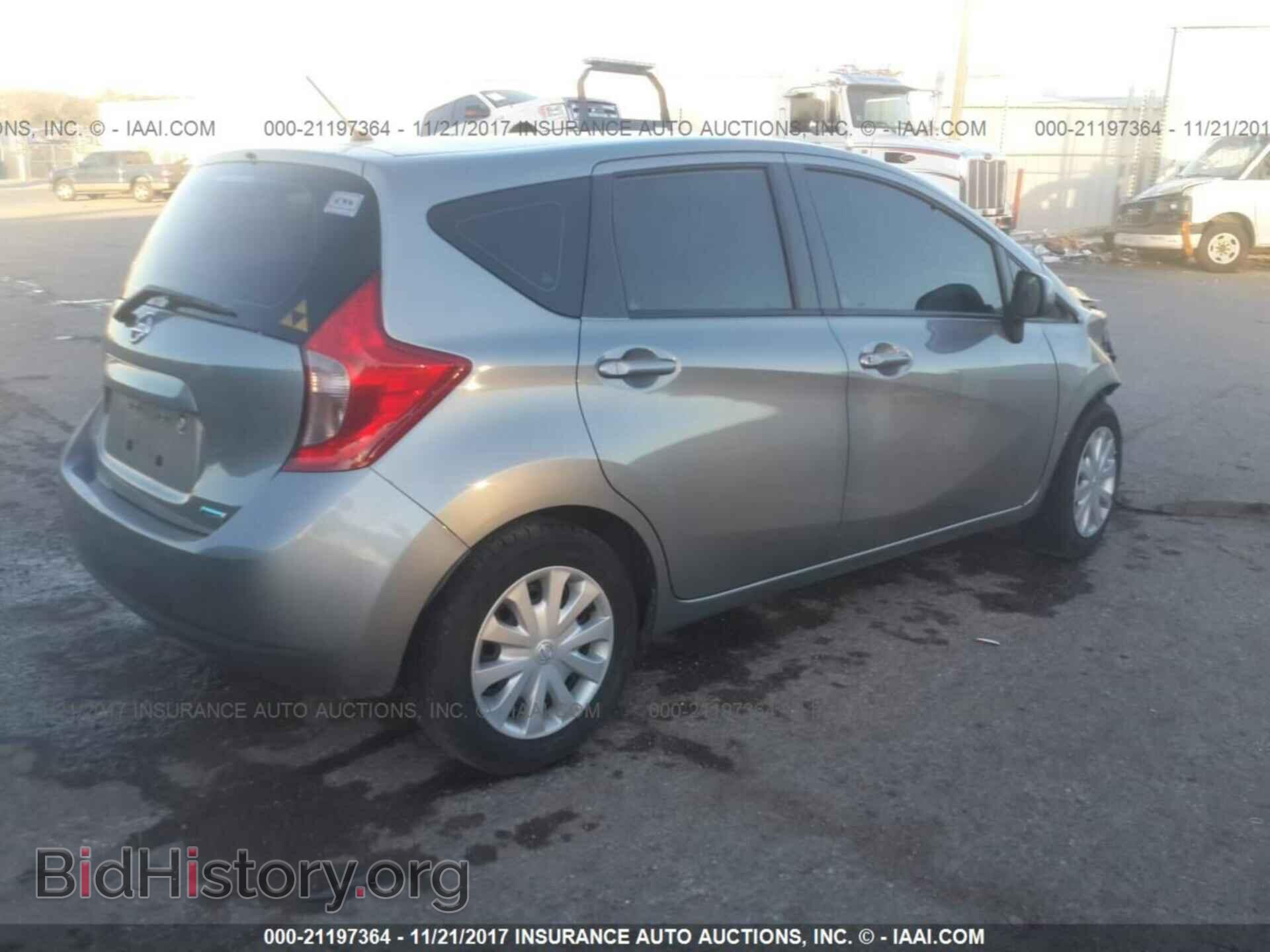 2014 Nissan Versa note - VIN: 3N1CE2CP1EL352732 - Photo 4