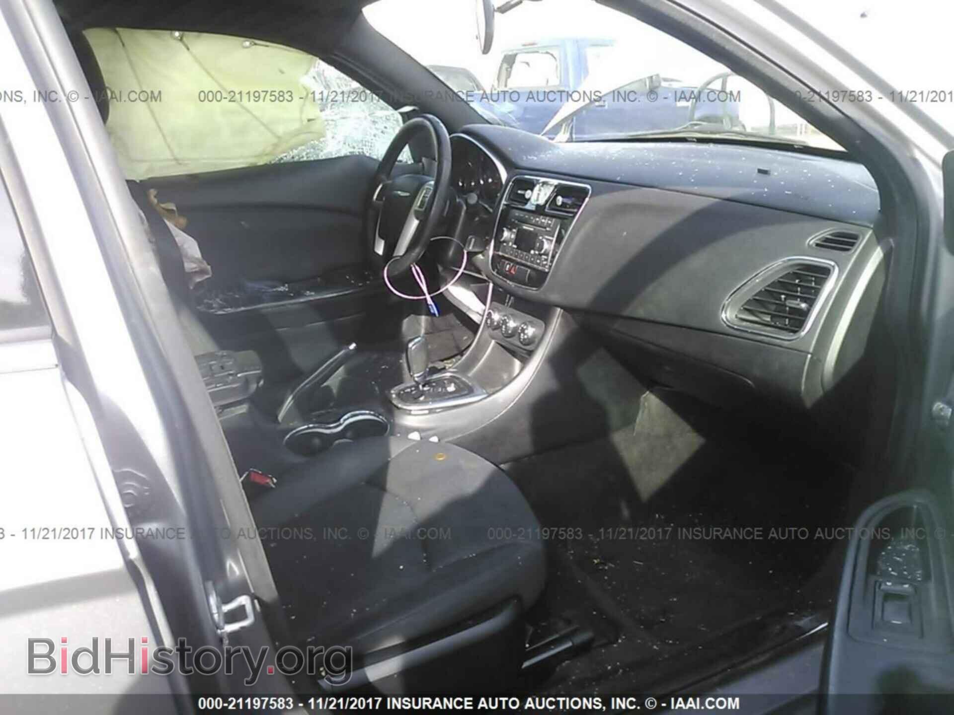 2013 Chrysler 200 - VIN: 1C3CCBBB2DN732156 - Photo 5