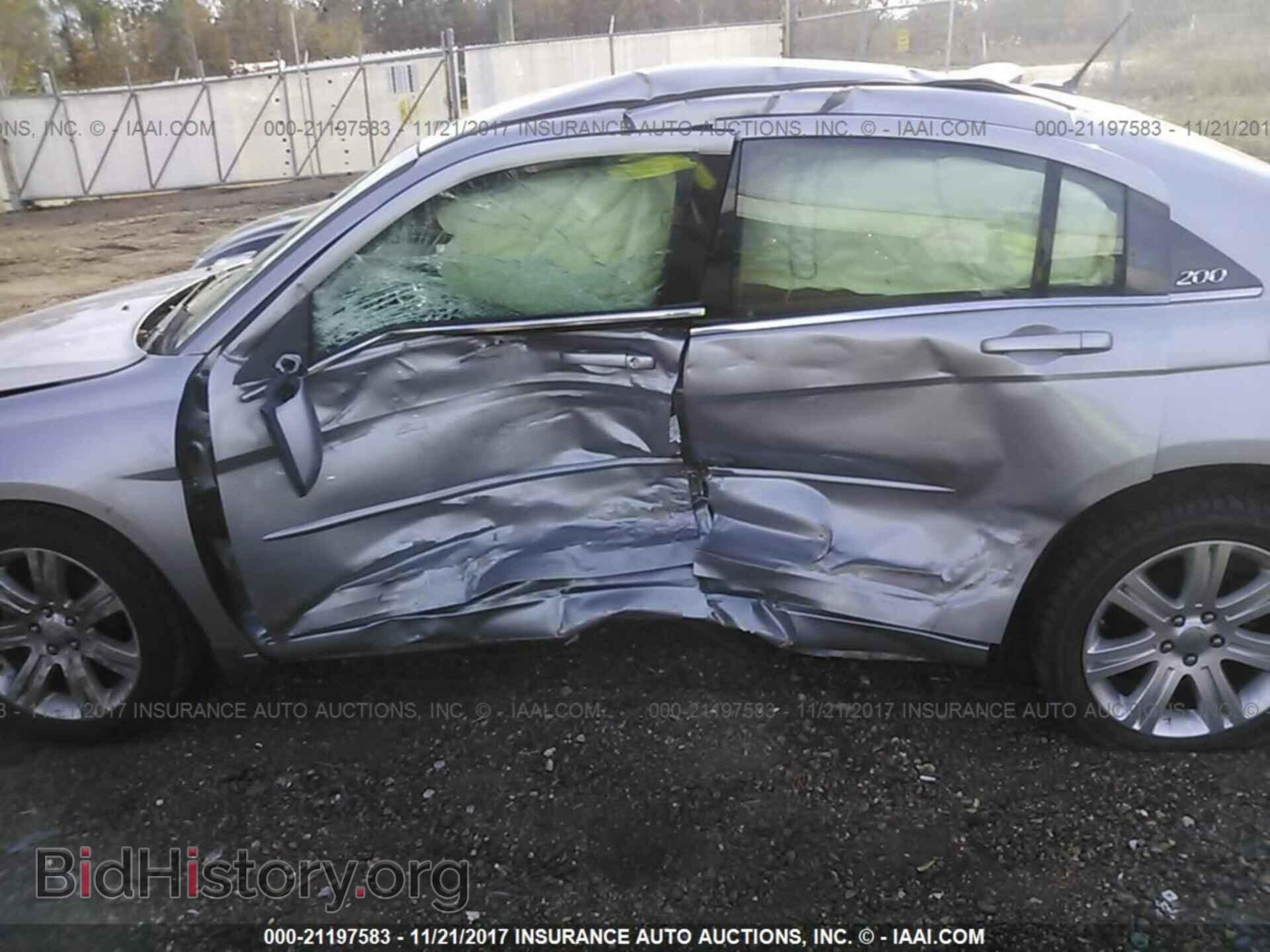 2013 Chrysler 200 - VIN: 1C3CCBBB2DN732156 - Photo 6
