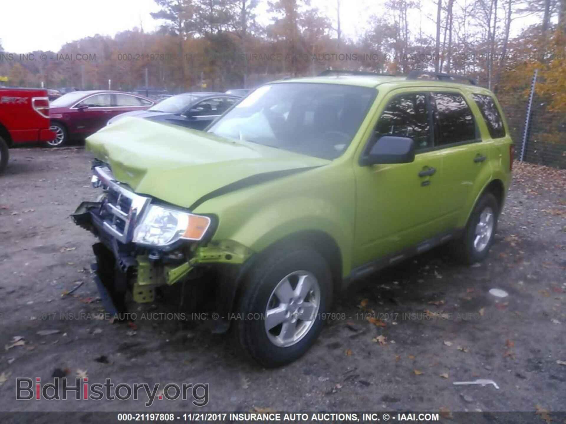 2012 Ford Escape - VIN: 1FMCU0DG4CKC47101 - Фото 2