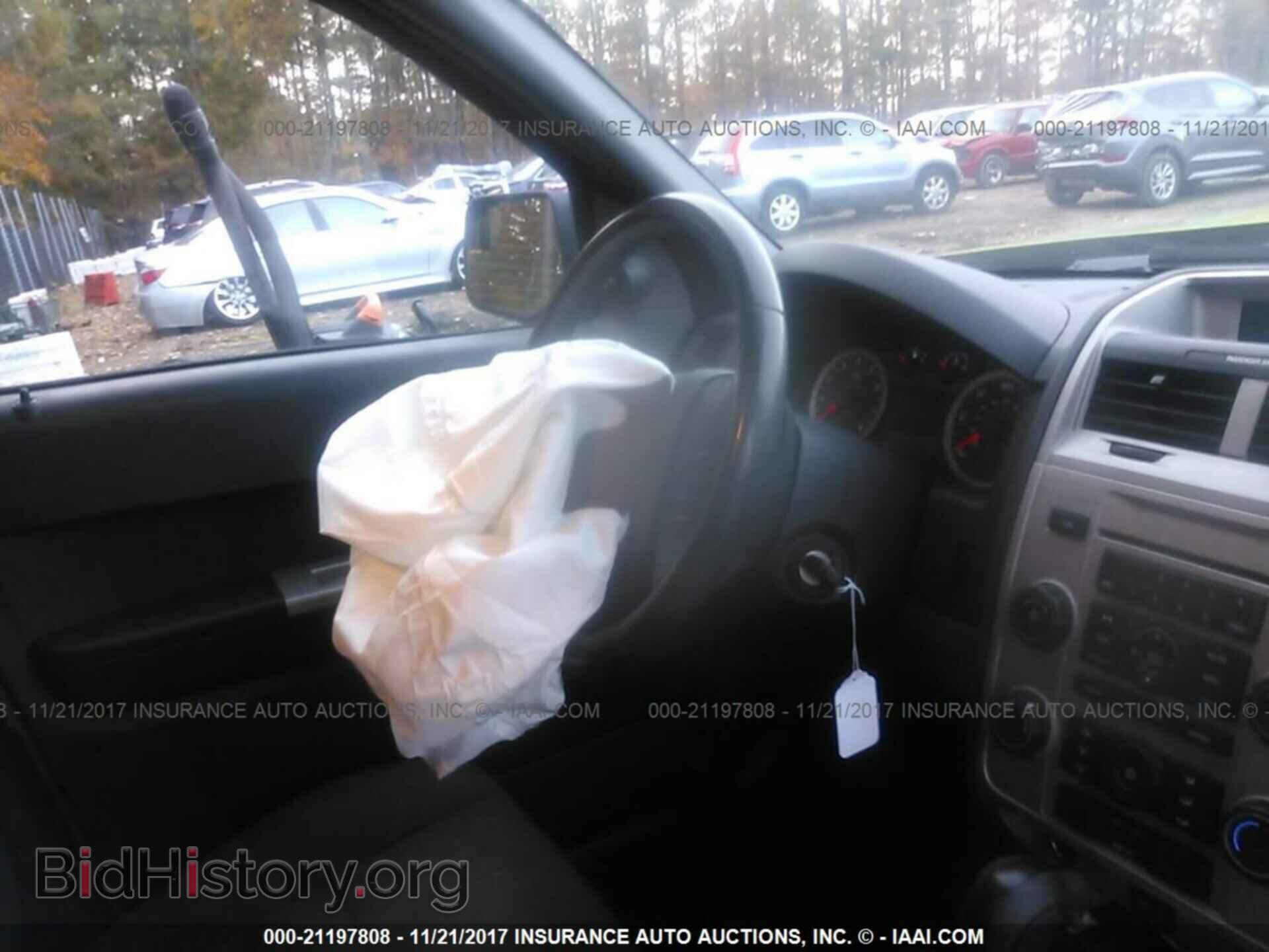 2012 Ford Escape - VIN: 1FMCU0DG4CKC47101 - Фото 5