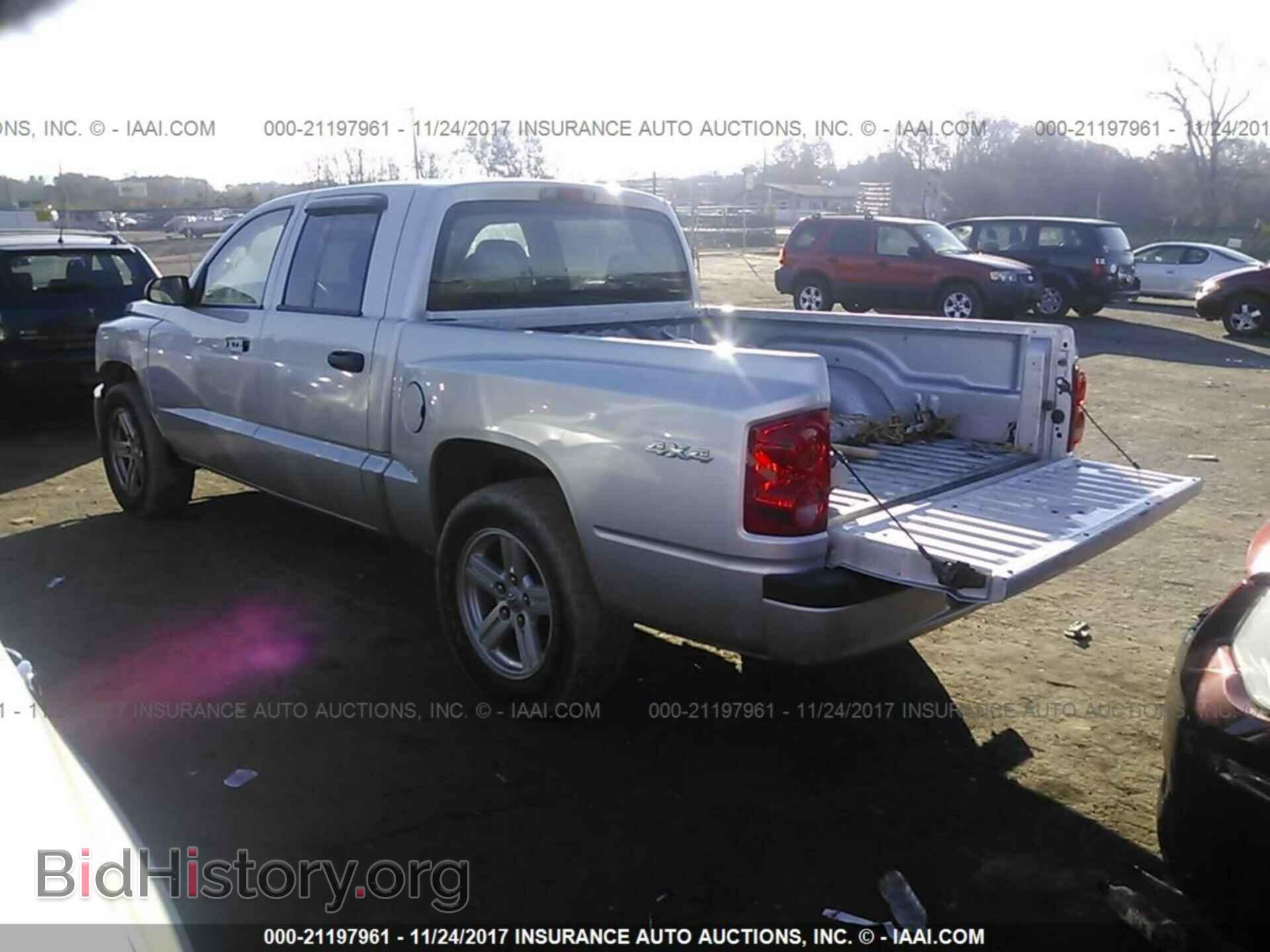 2011 Dodge Dakota - VIN: 1D7RW3GK9BS598794 - Фото 3