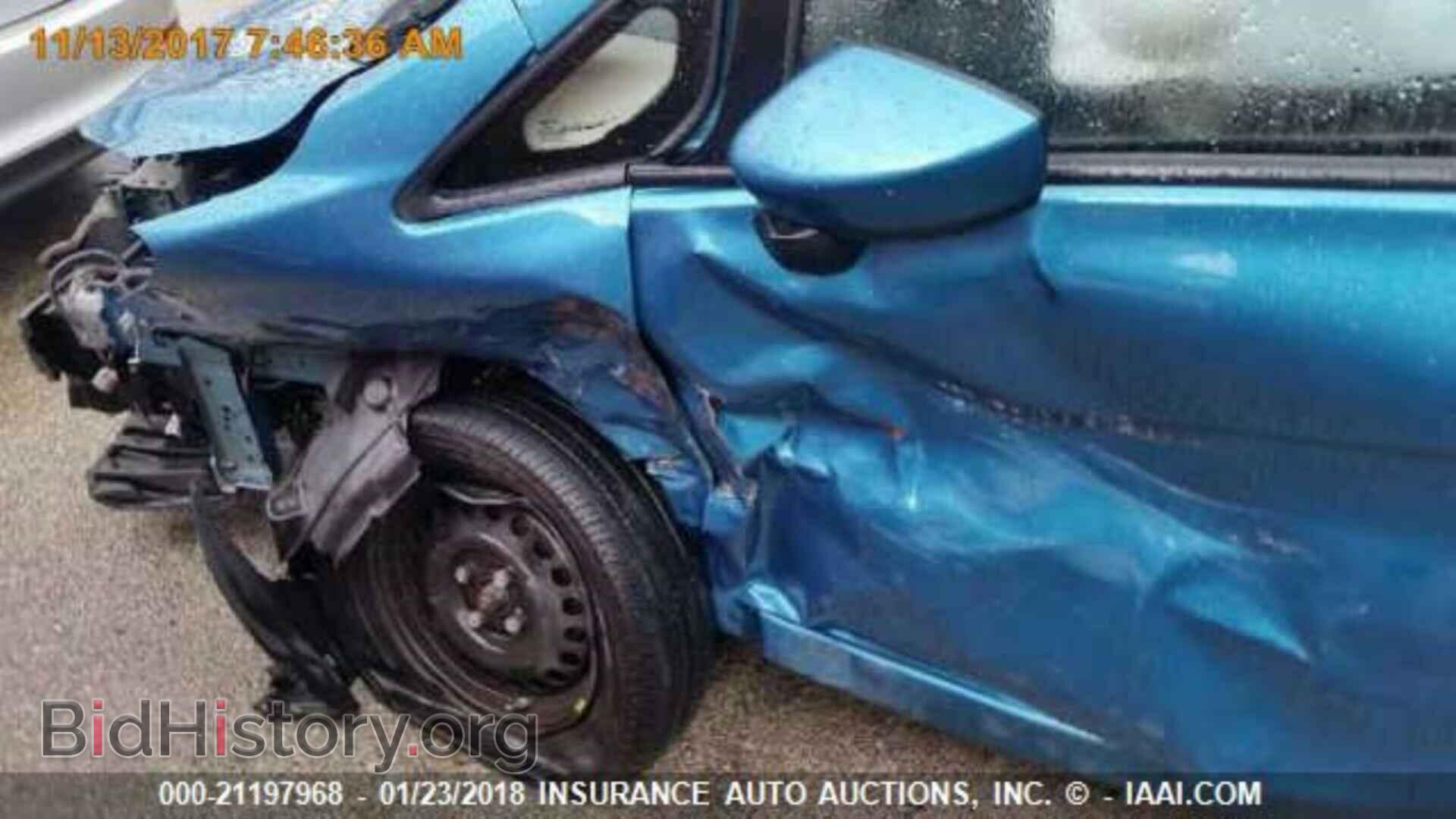 2016 Nissan Versa note - VIN: 3N1CE2CP3GL408351 - Photo 6