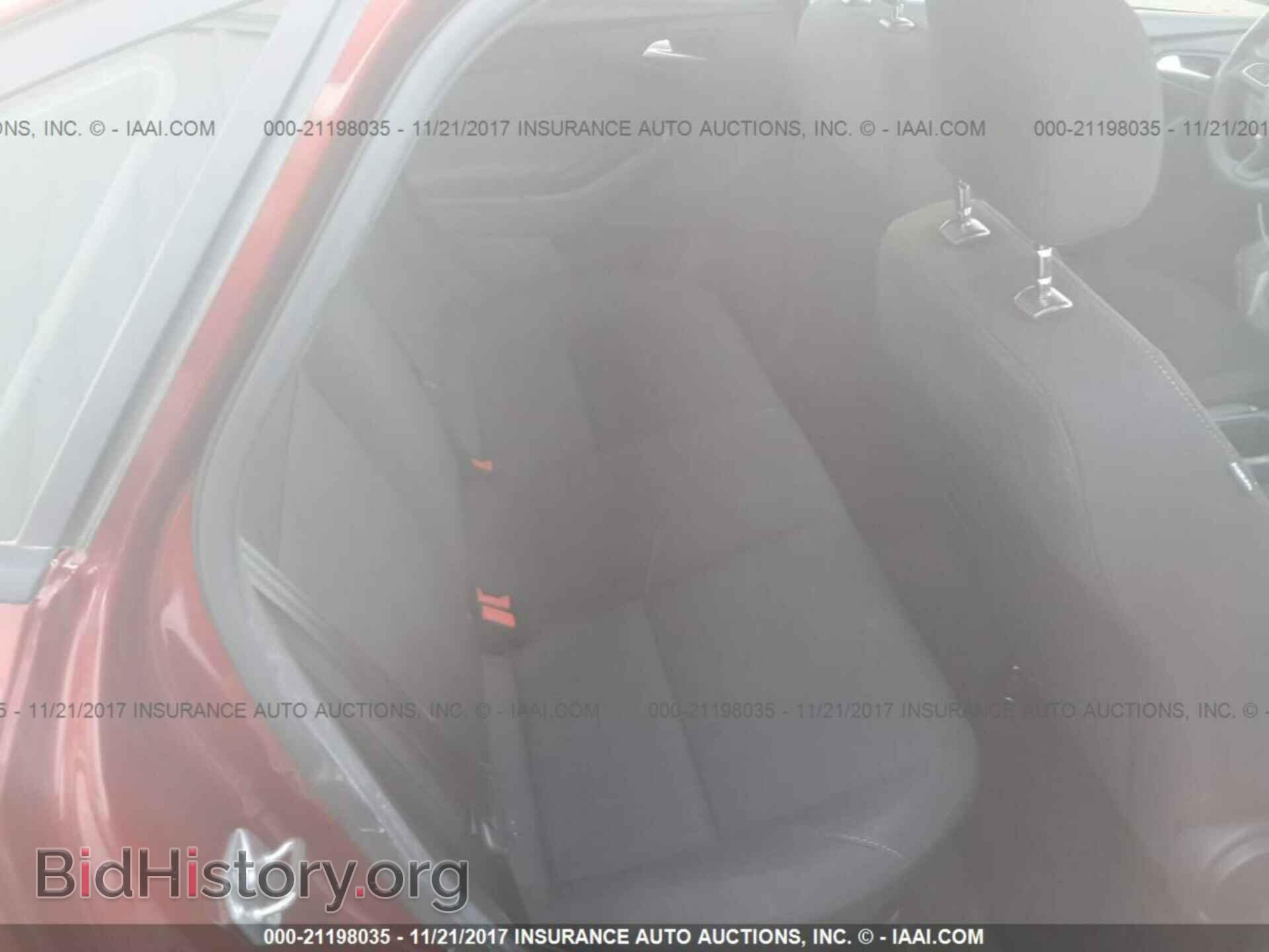 2017 Ford Focus - VIN: 1FADP3F20HL205079 - Фото 8