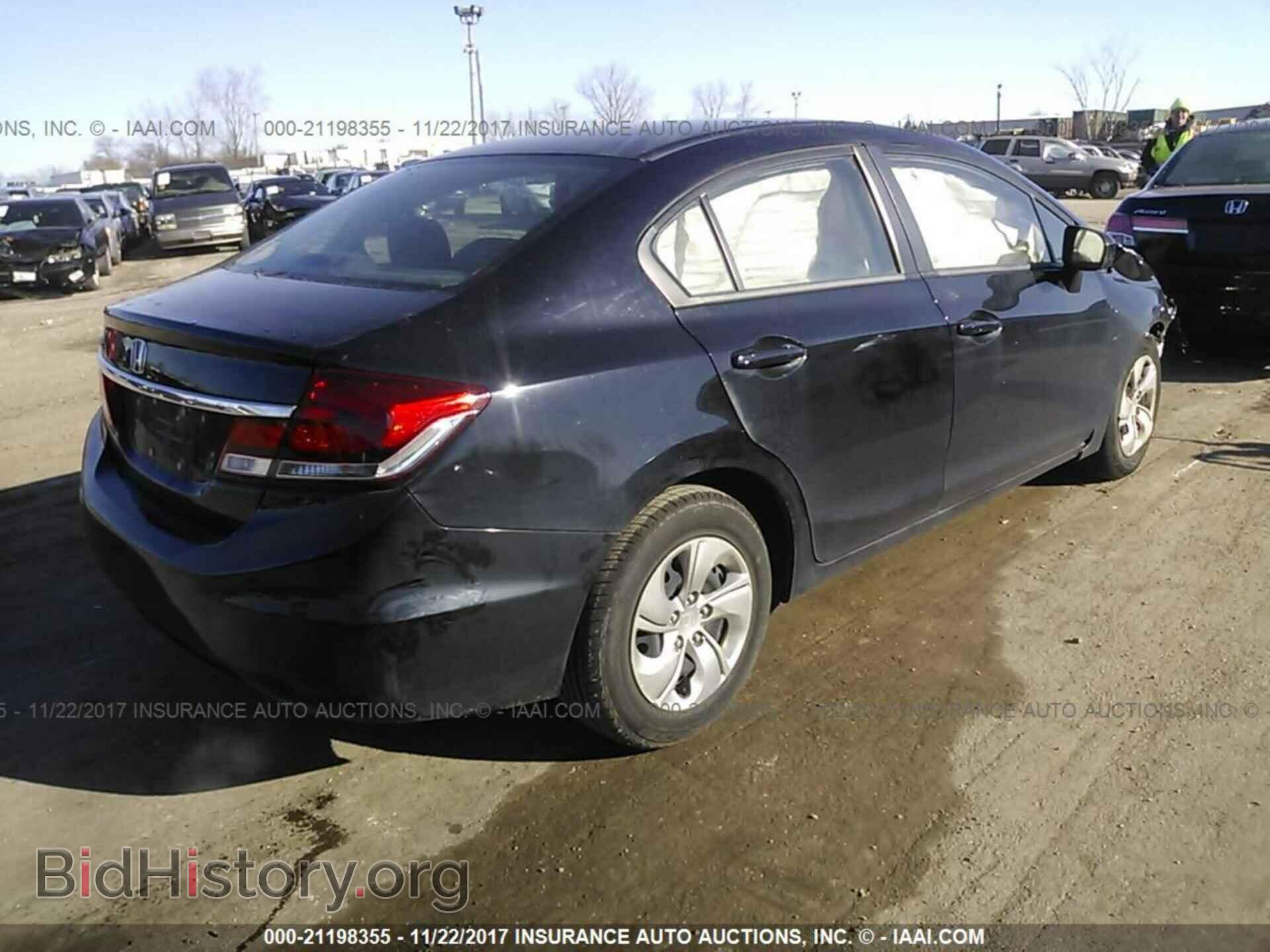 2014 Honda Civic - VIN: 19XFB2F5XEE066802 - Photo 4