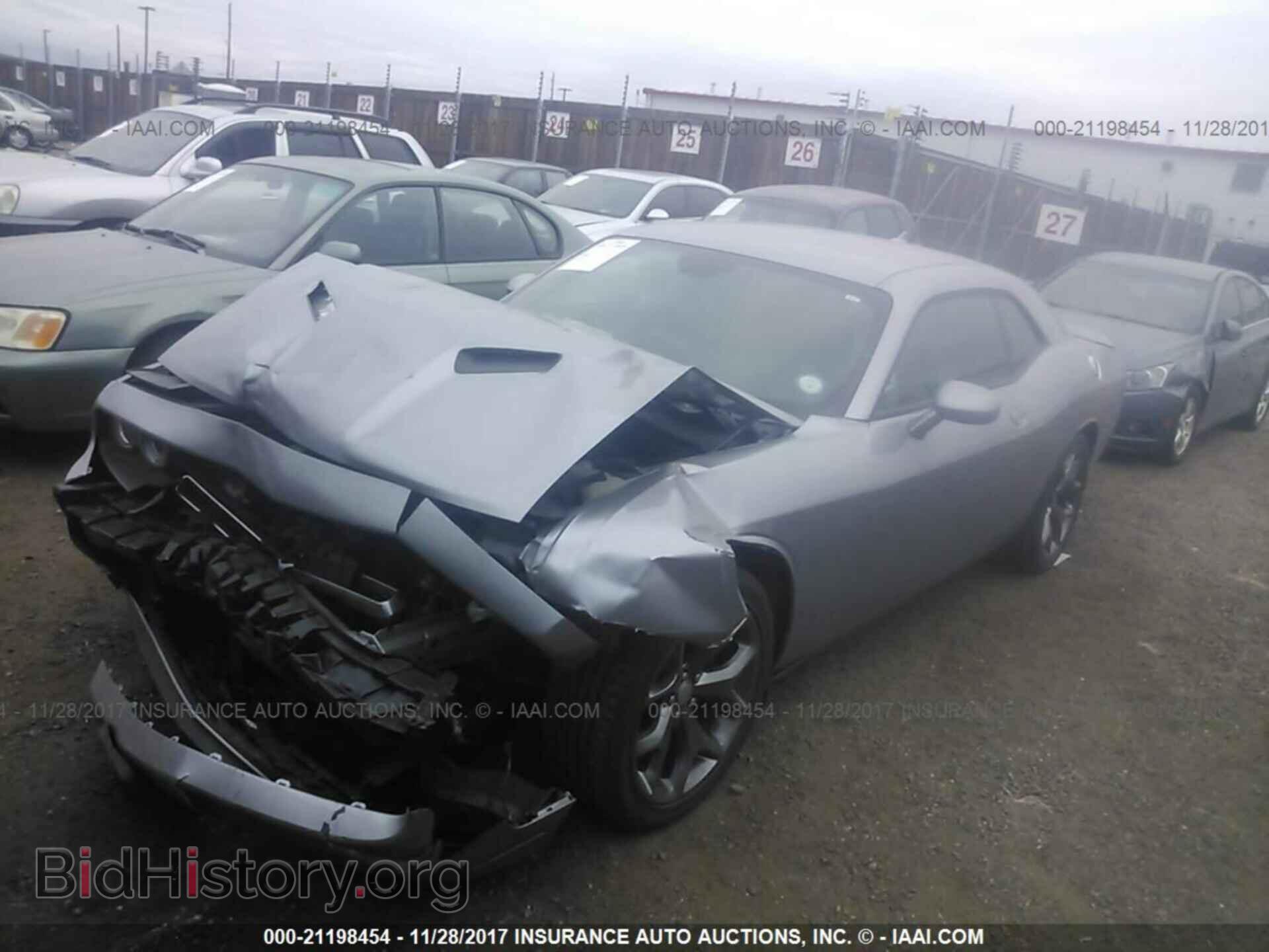 2016 Dodge Challenger - VIN: 2C3CDZAG4GH108424 - Photo 2