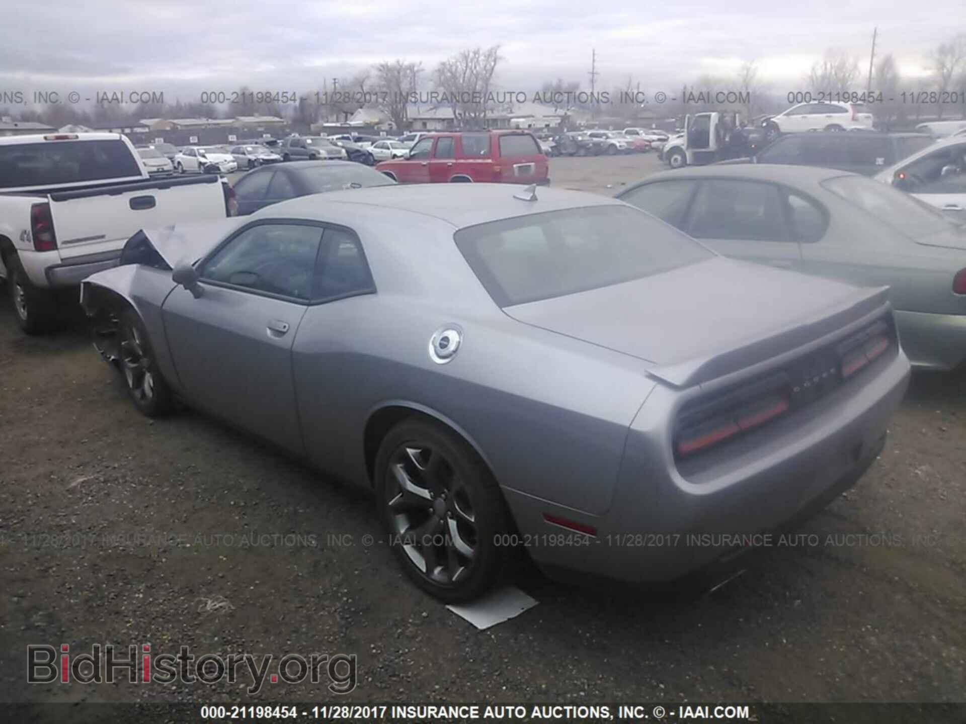 2016 Dodge Challenger - VIN: 2C3CDZAG4GH108424 - Photo 3
