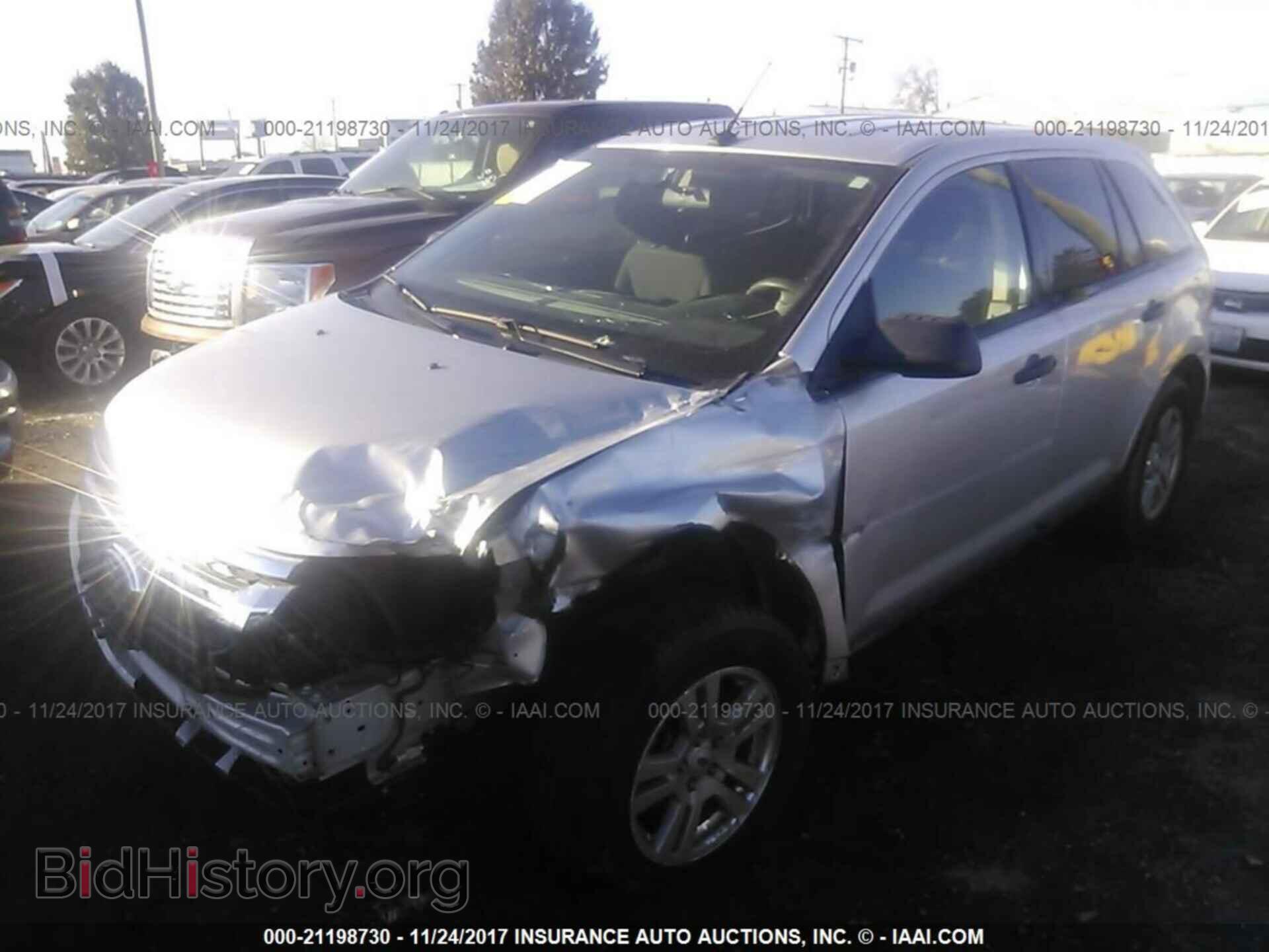 2012 Ford Edge - VIN: 2FMDK3GC3CBA88750 - Photo 2