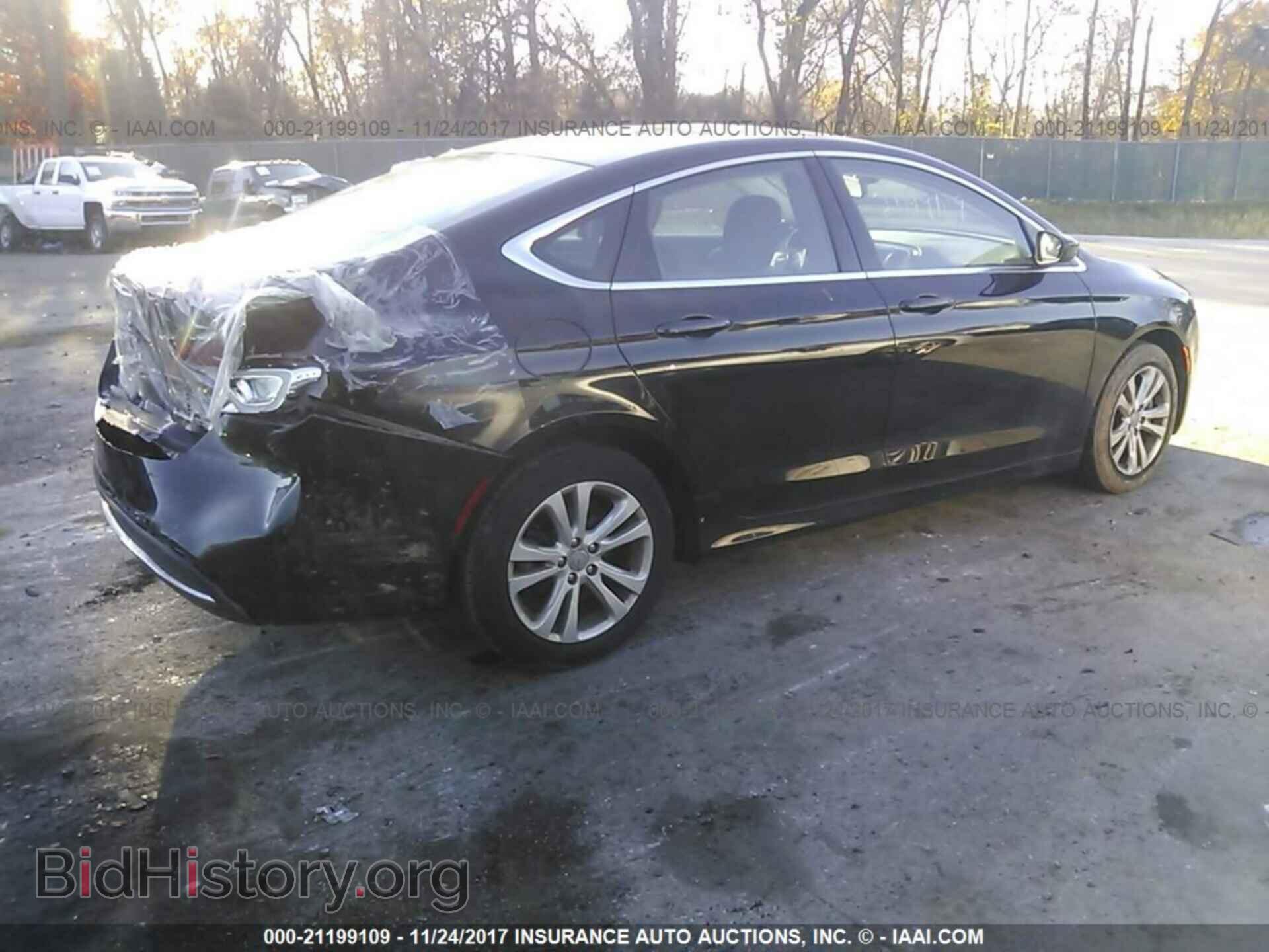 2015 Chrysler 200 - VIN: 1C3CCCABXFN711470 - Фото 4