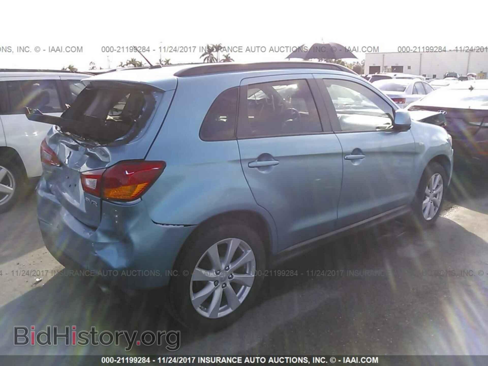 2014 Mitsubishi Rvr - VIN: 4A4AJ4AU0EE605939 - Photo 4