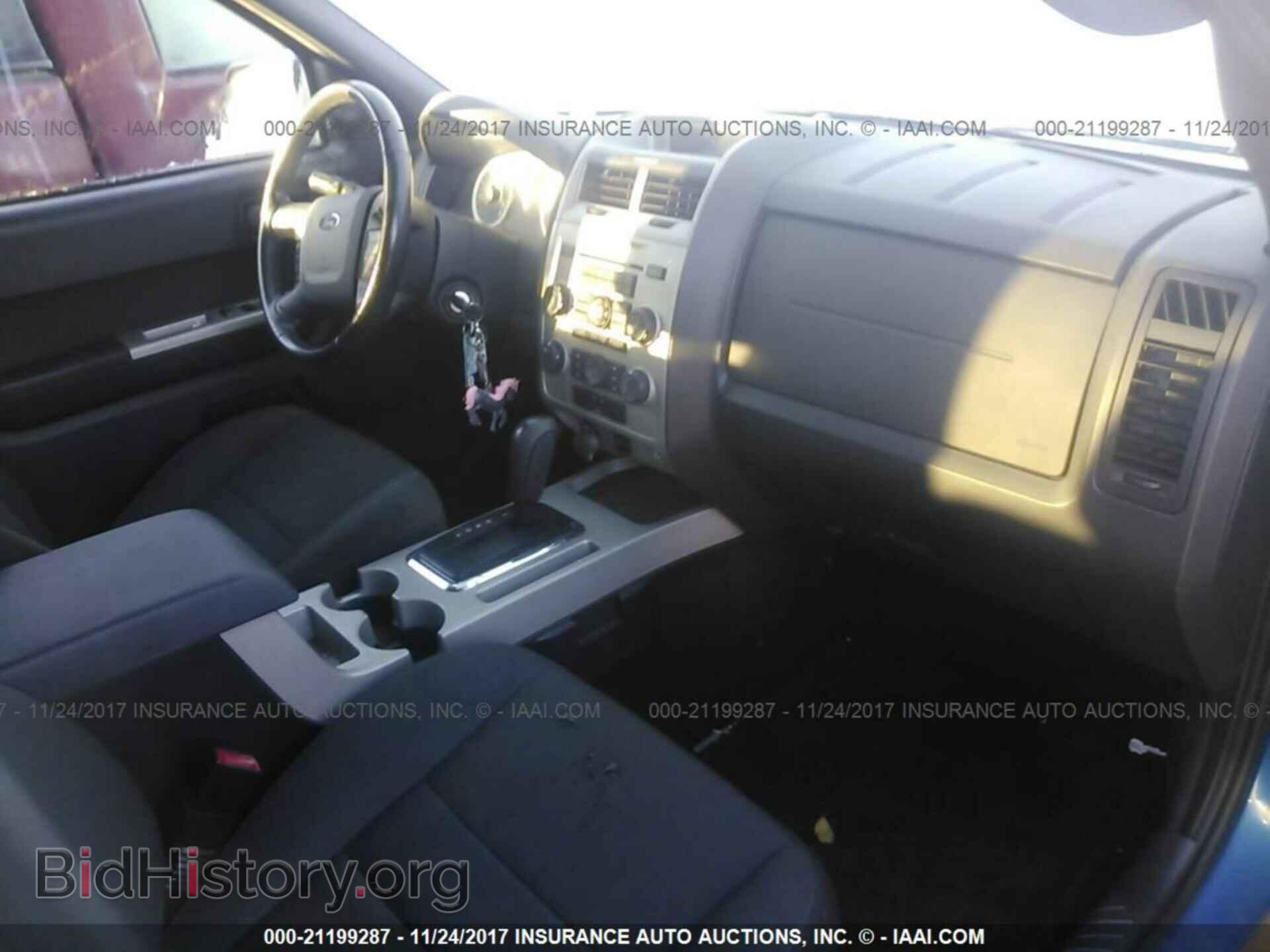 2012 Ford Escape - VIN: 1FMCU0D77CKA89711 - Photo 4