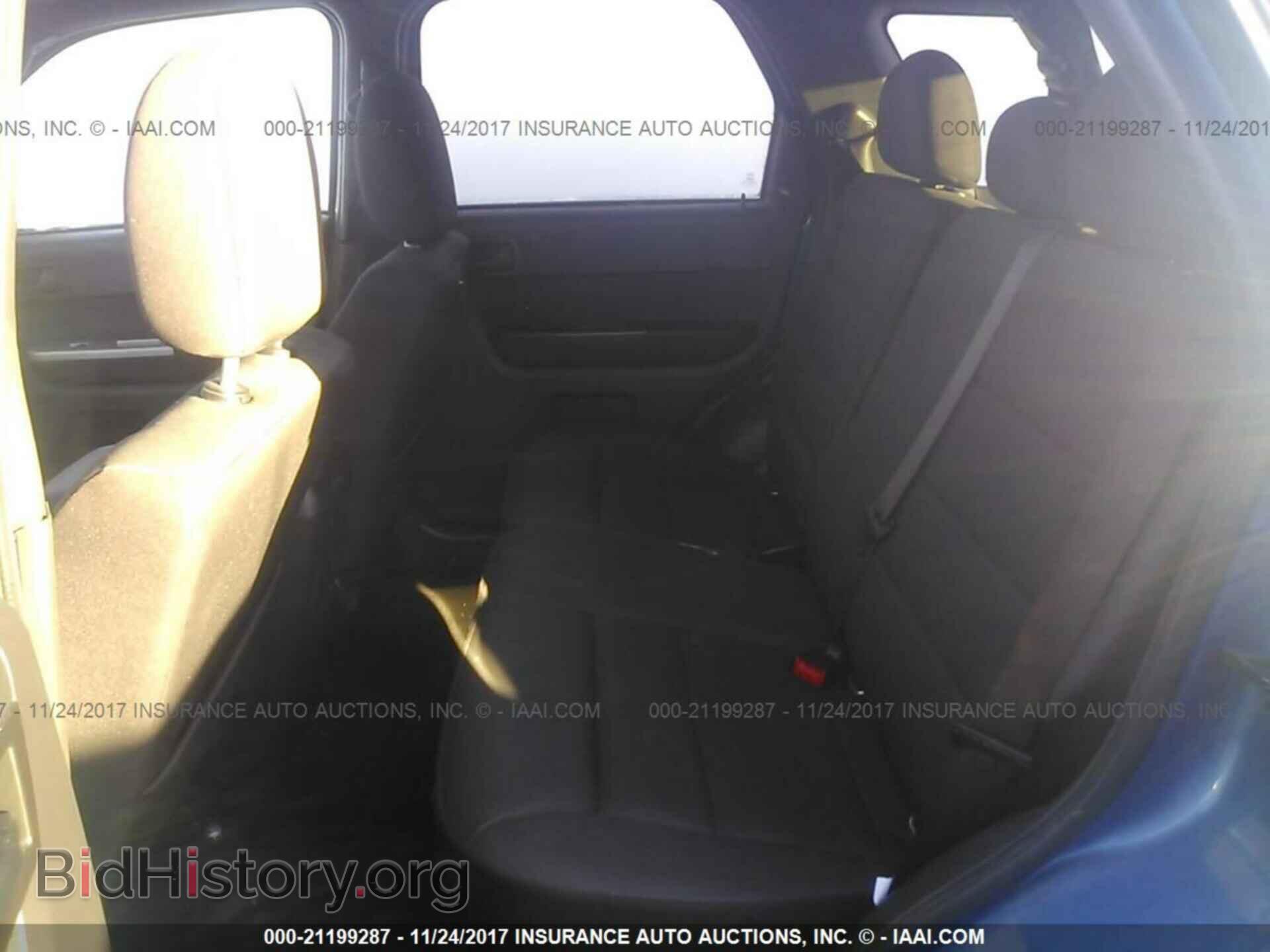 2012 Ford Escape - VIN: 1FMCU0D77CKA89711 - Photo 6