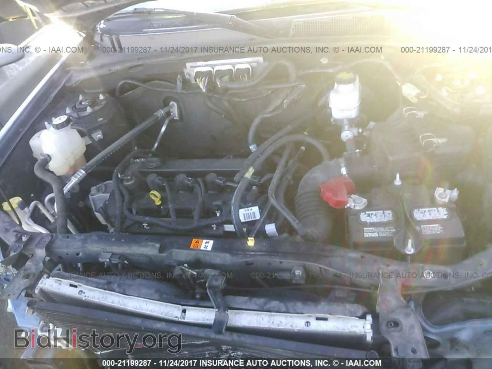 2012 Ford Escape - VIN: 1FMCU0D77CKA89711 - Photo 8