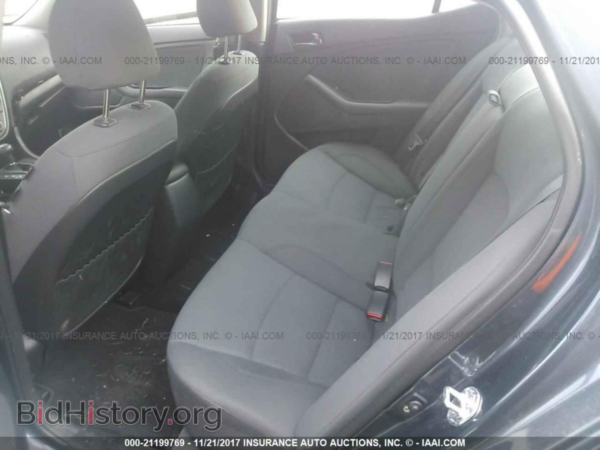 2015 Kia Optima - VIN: KNAGM4A78F5601493 - Photo 8