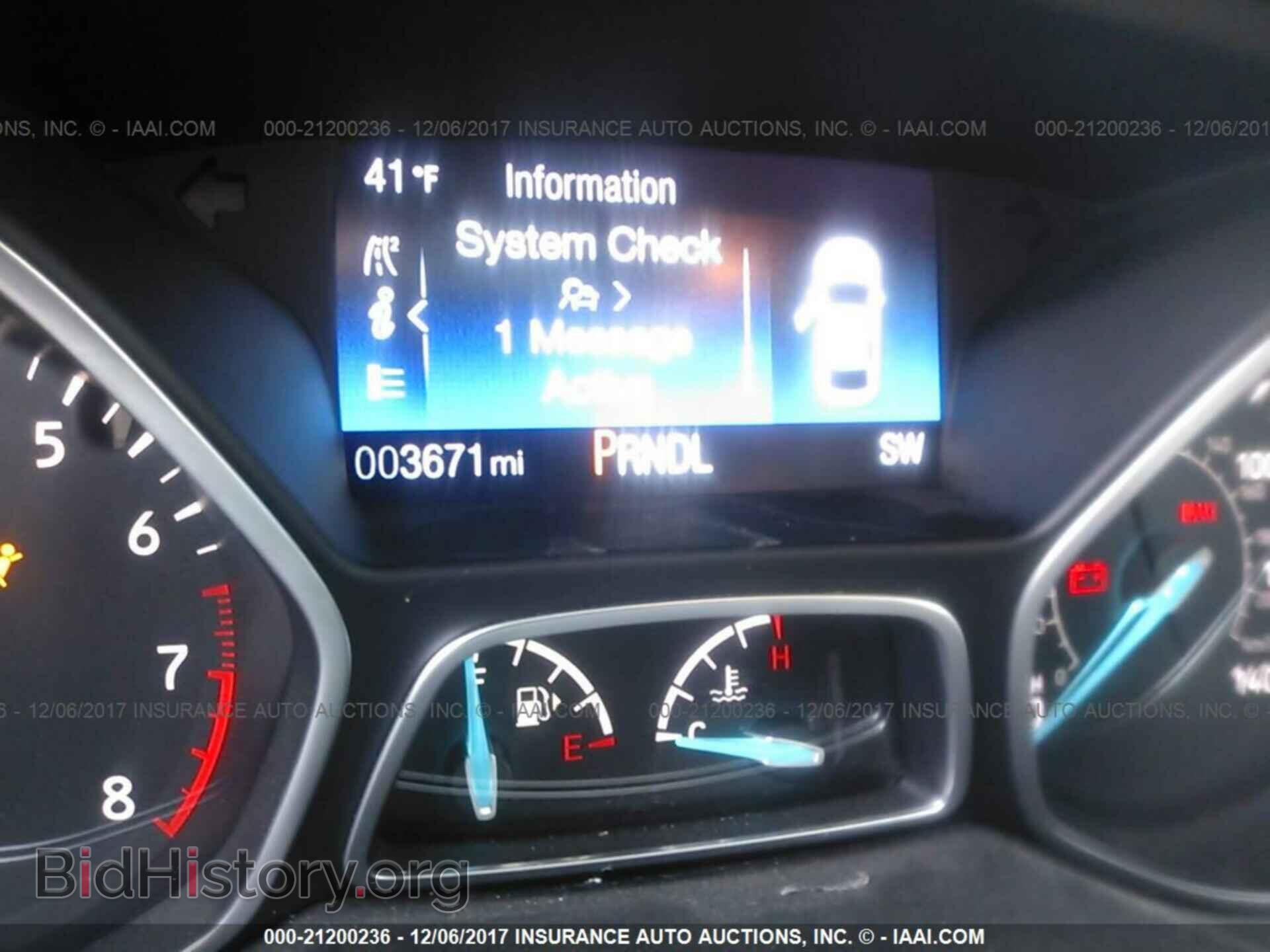 2016 Ford Focus - VIN: 1FADP3F22GL343964 - Photo 7