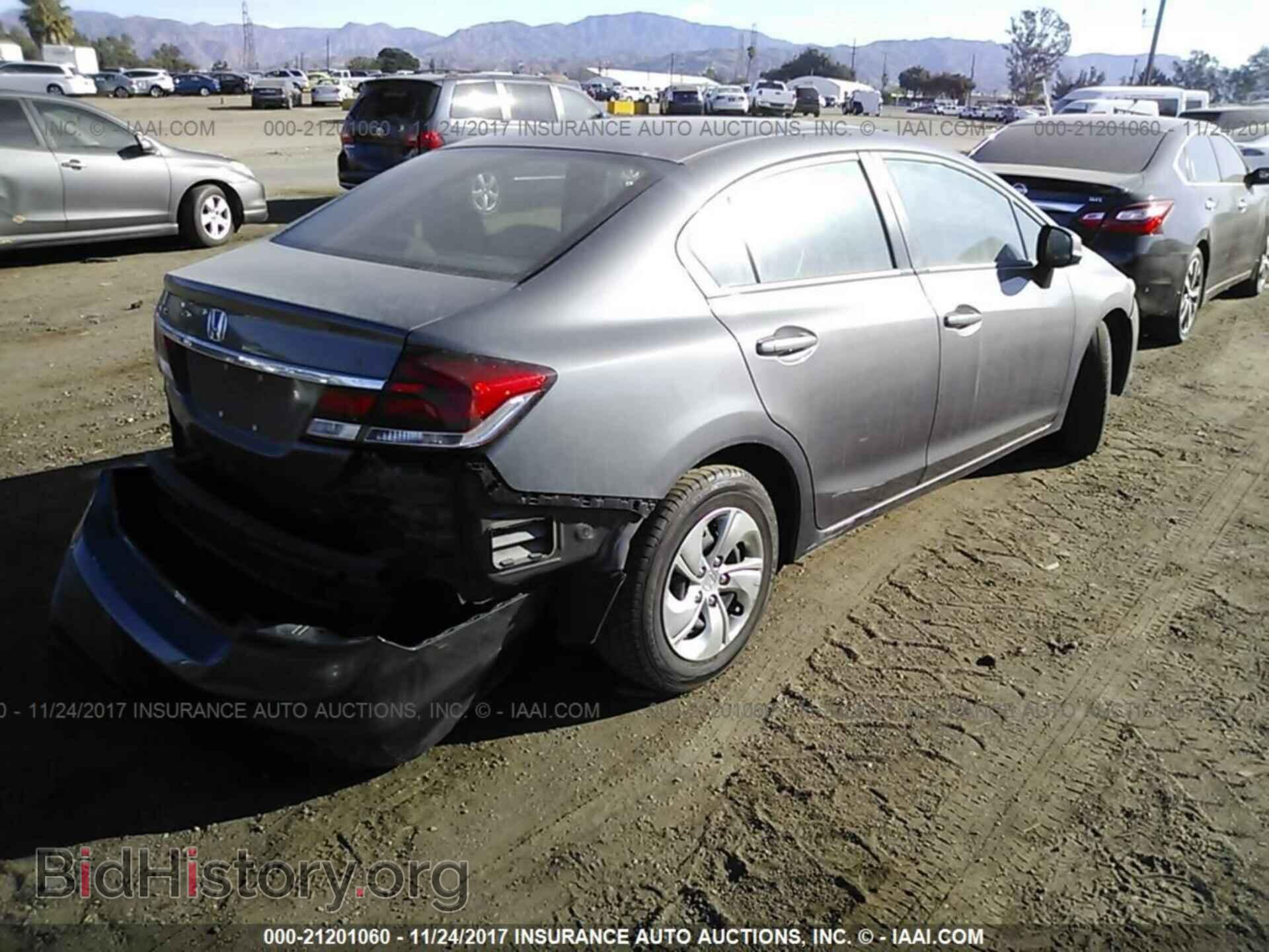 2013 Honda Civic - VIN: 2HGFB2F51DH511335 - Photo 4