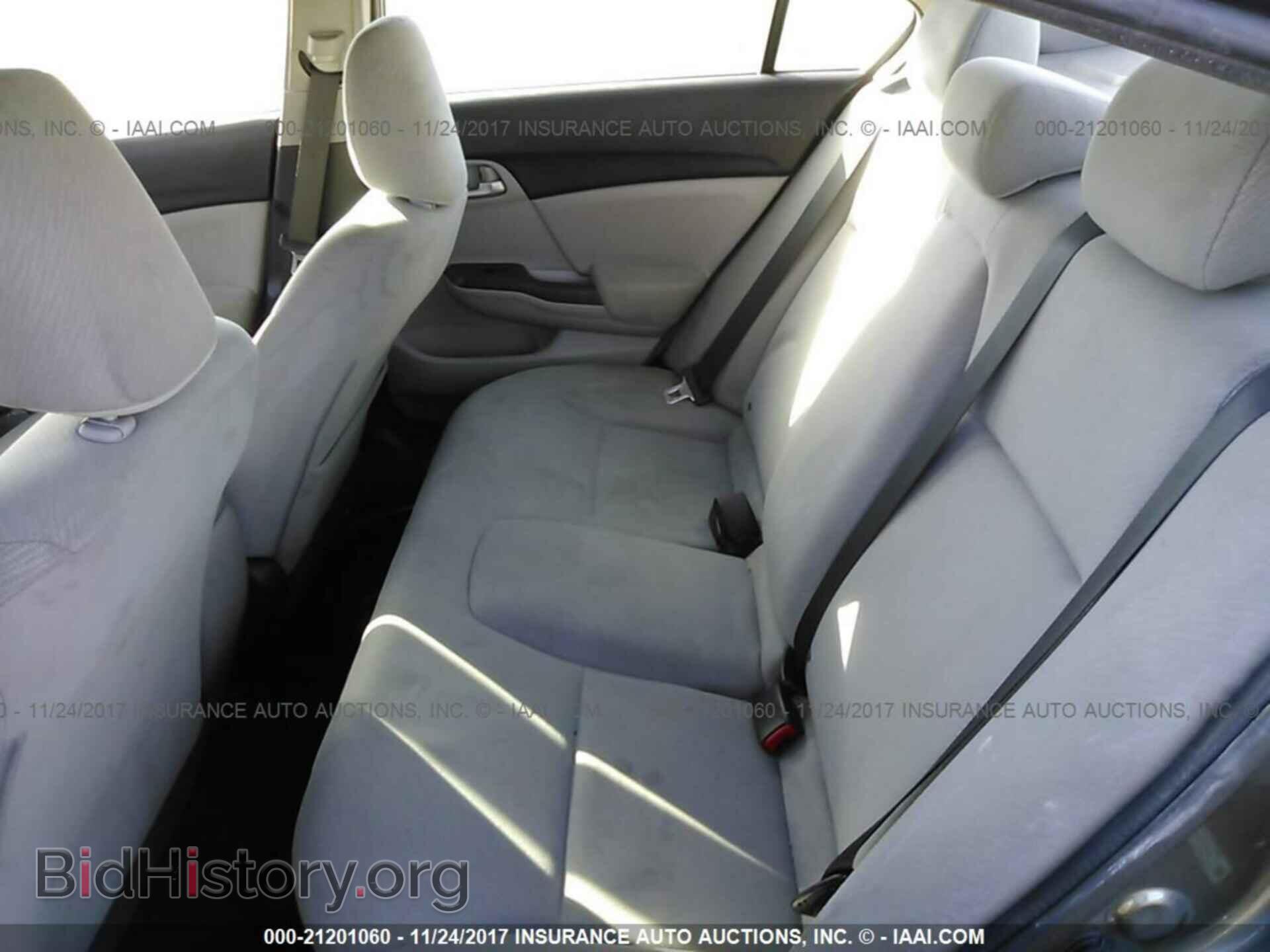 2013 Honda Civic - VIN: 2HGFB2F51DH511335 - Photo 8