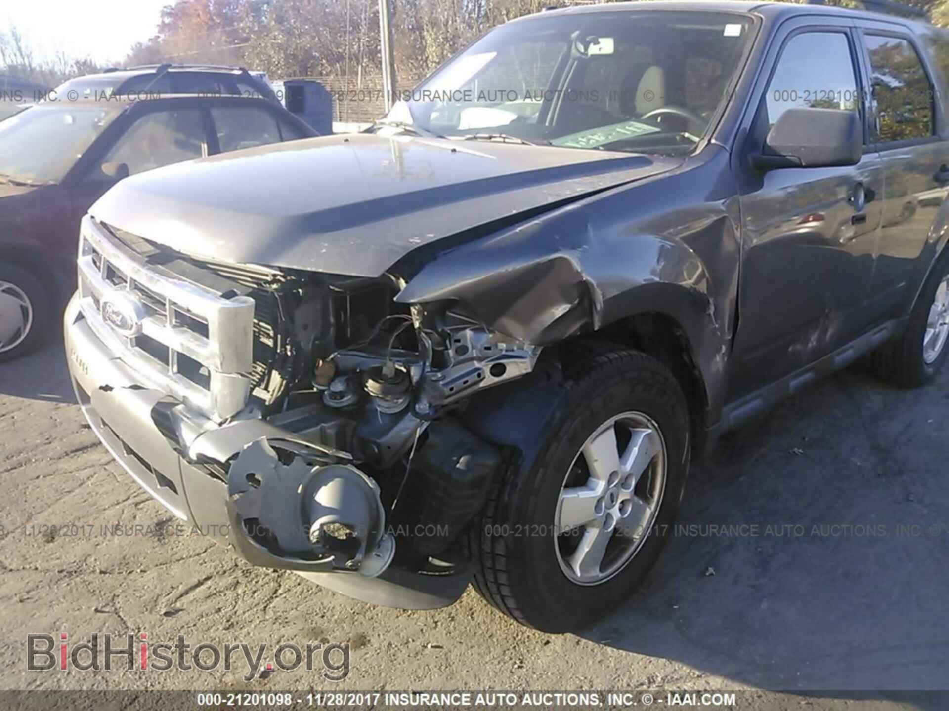 2012 Ford Escape - VIN: 1FMCU9D72CKB34977 - Photo 6