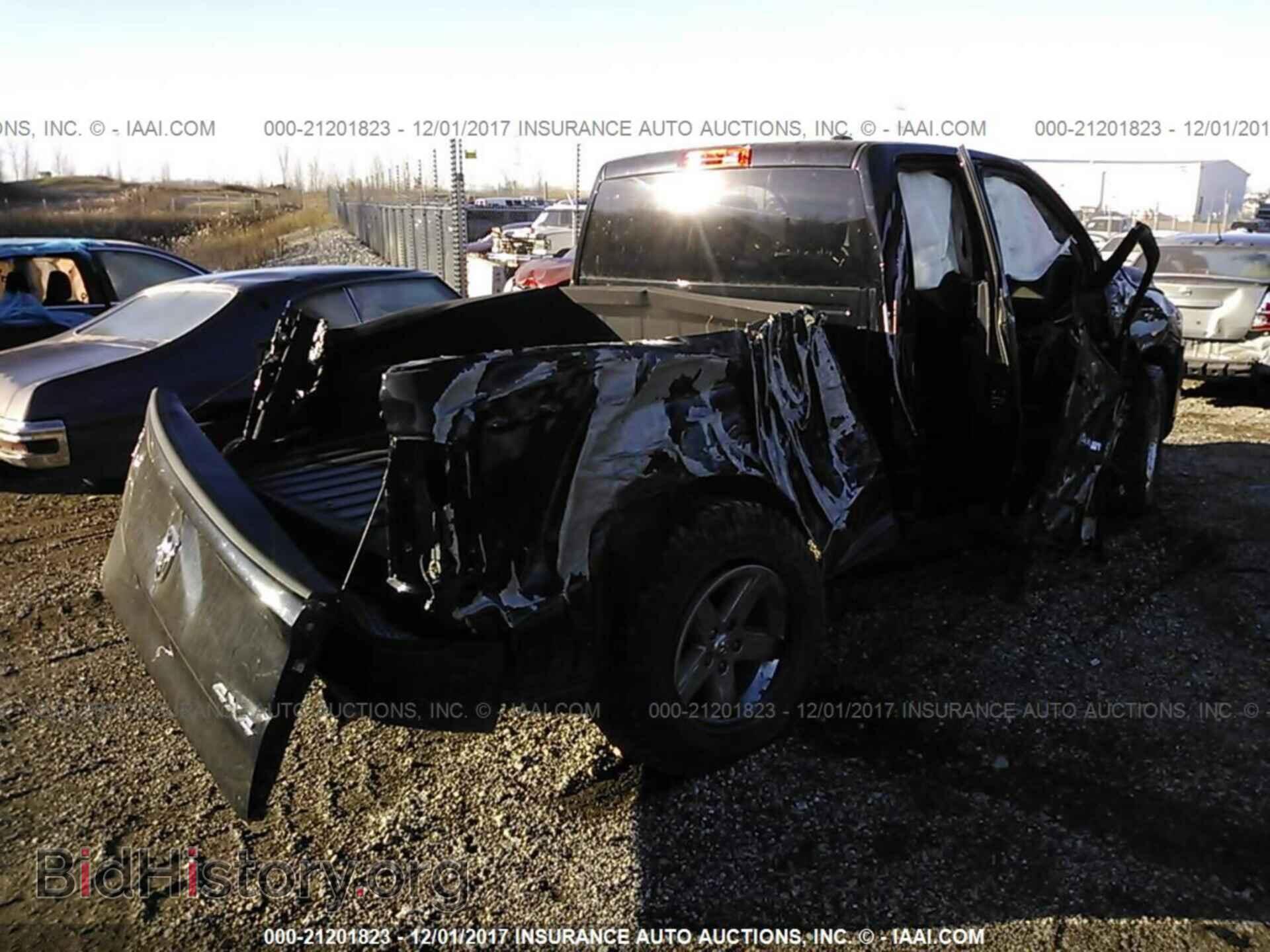2012 Dodge Ram 1500 - VIN: 1C6RD7FT3CS251472 - Фото 4
