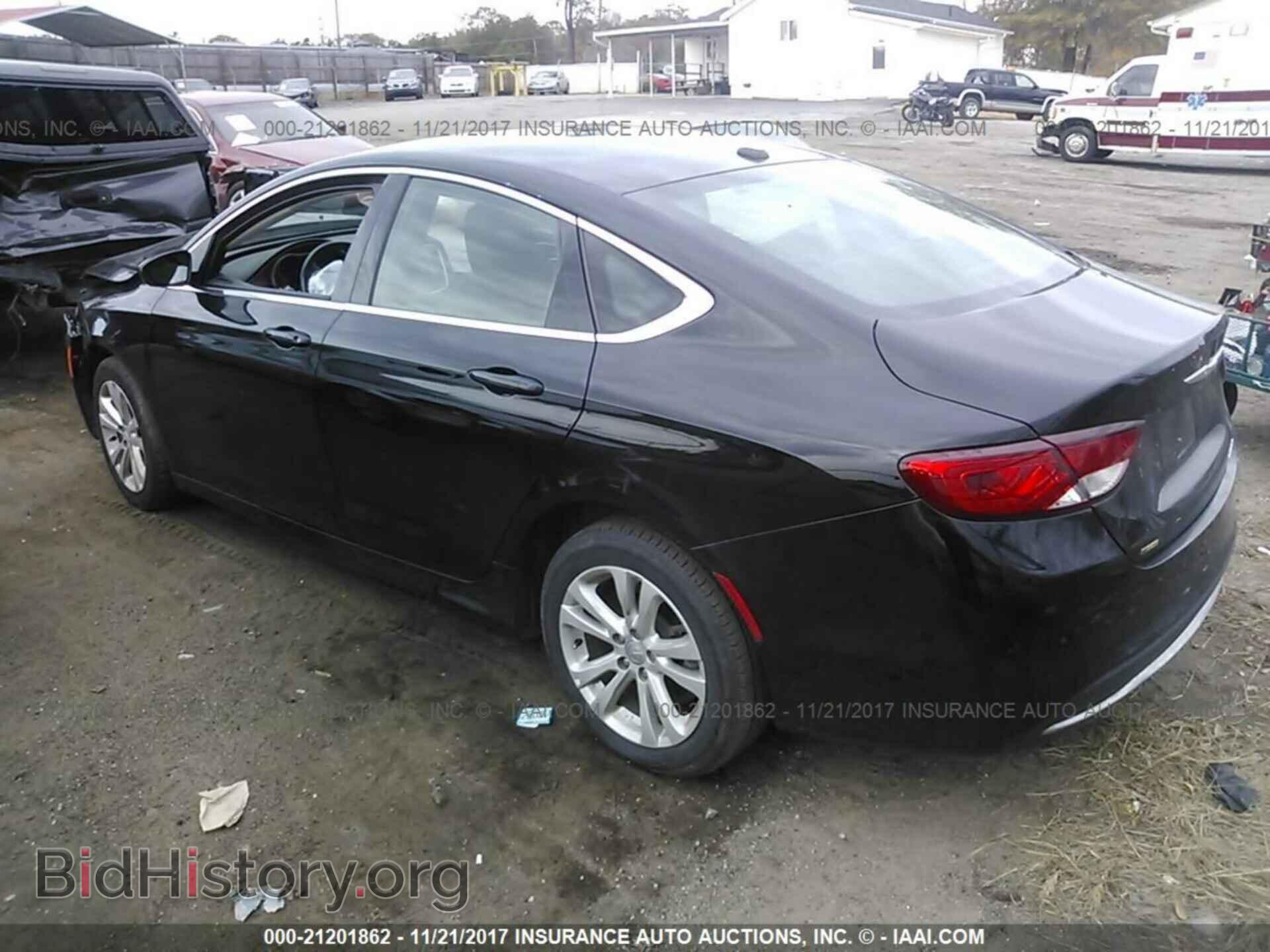 2015 Chrysler 200 - VIN: 1C3CCCAB9FN723495 - Photo 3