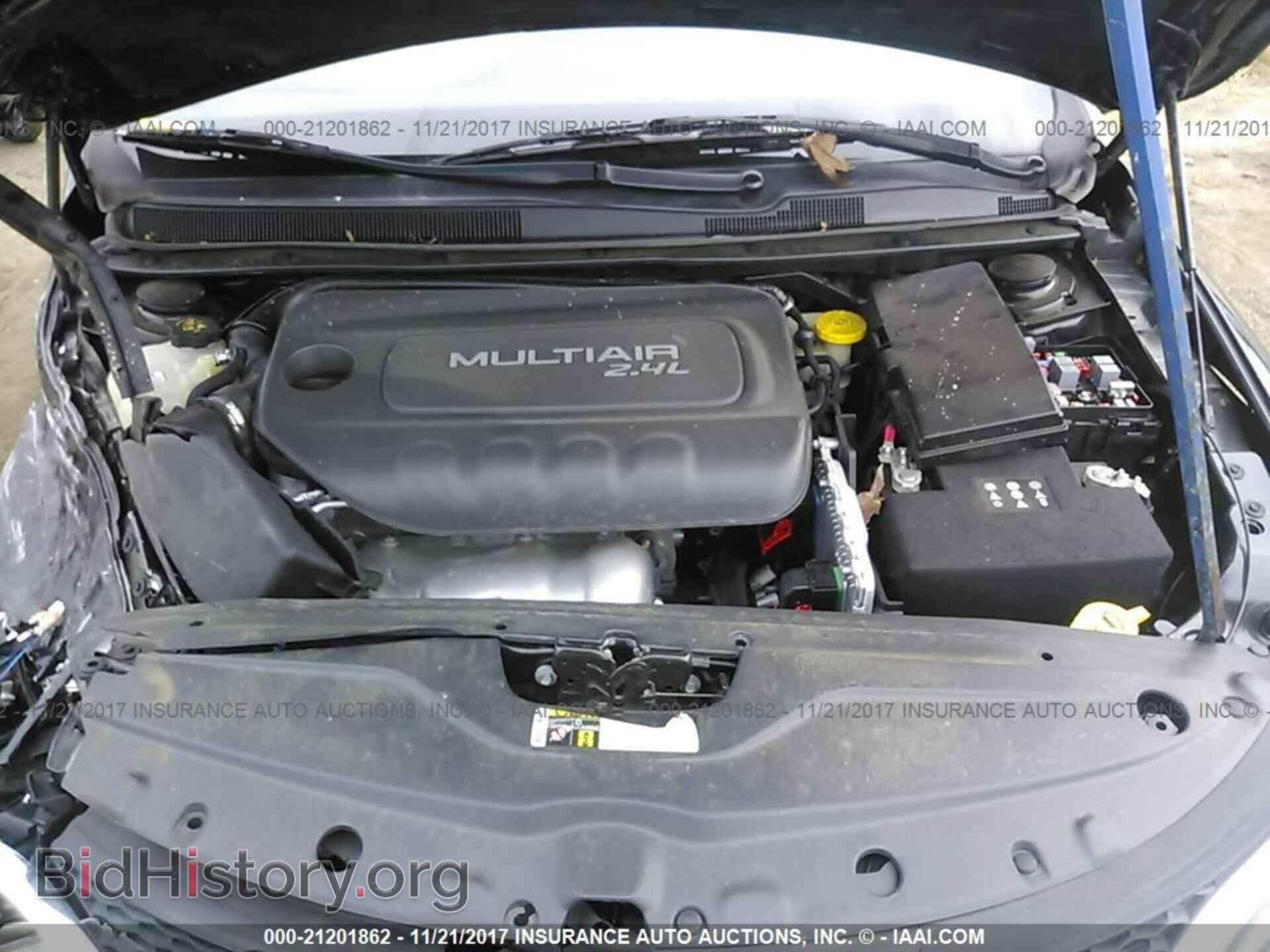 2015 Chrysler 200 - VIN: 1C3CCCAB9FN723495 - Photo 10