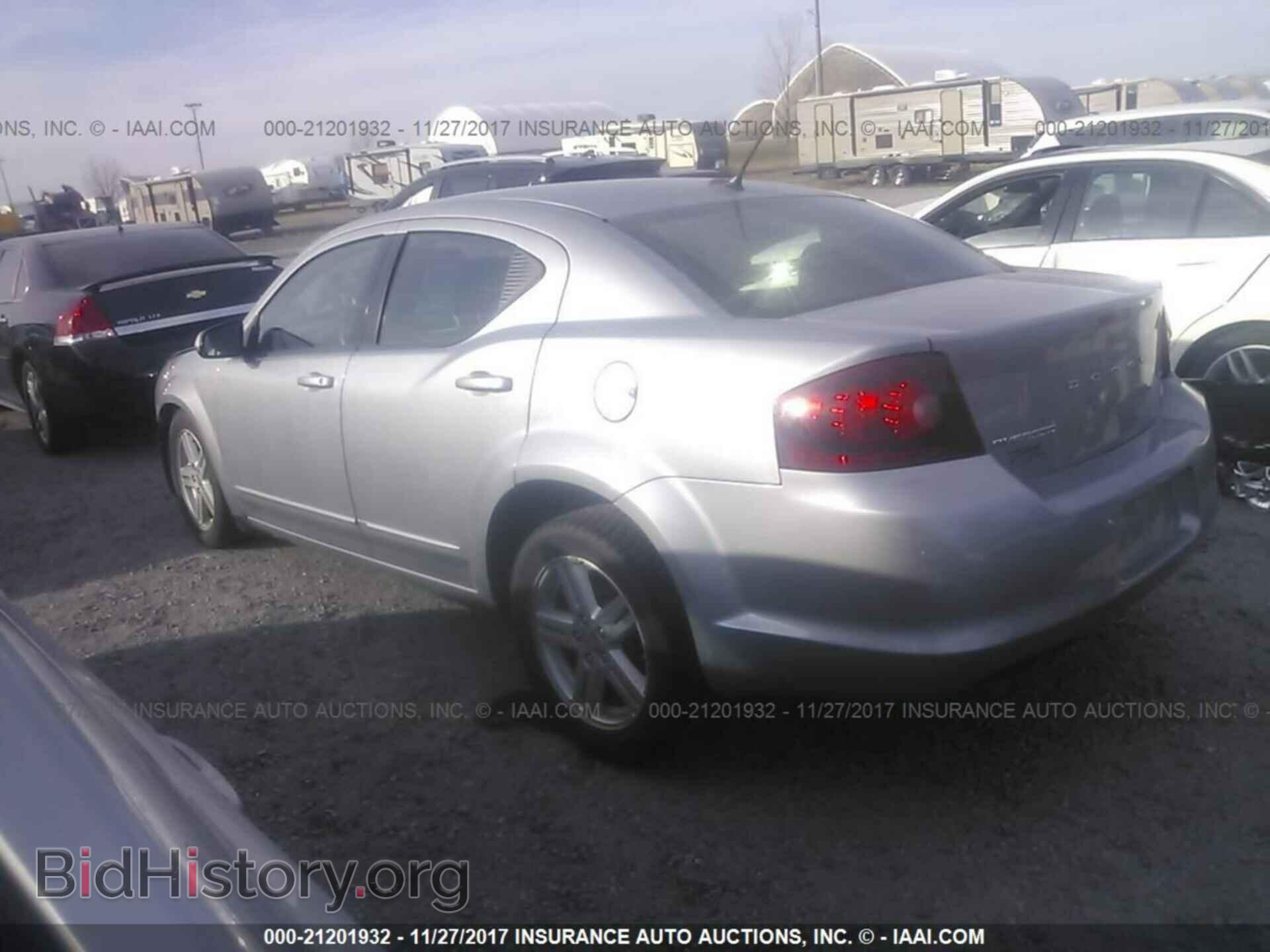 2013 Dodge Avenger - VIN: 1C3CDZCB5DN590938 - Photo 3