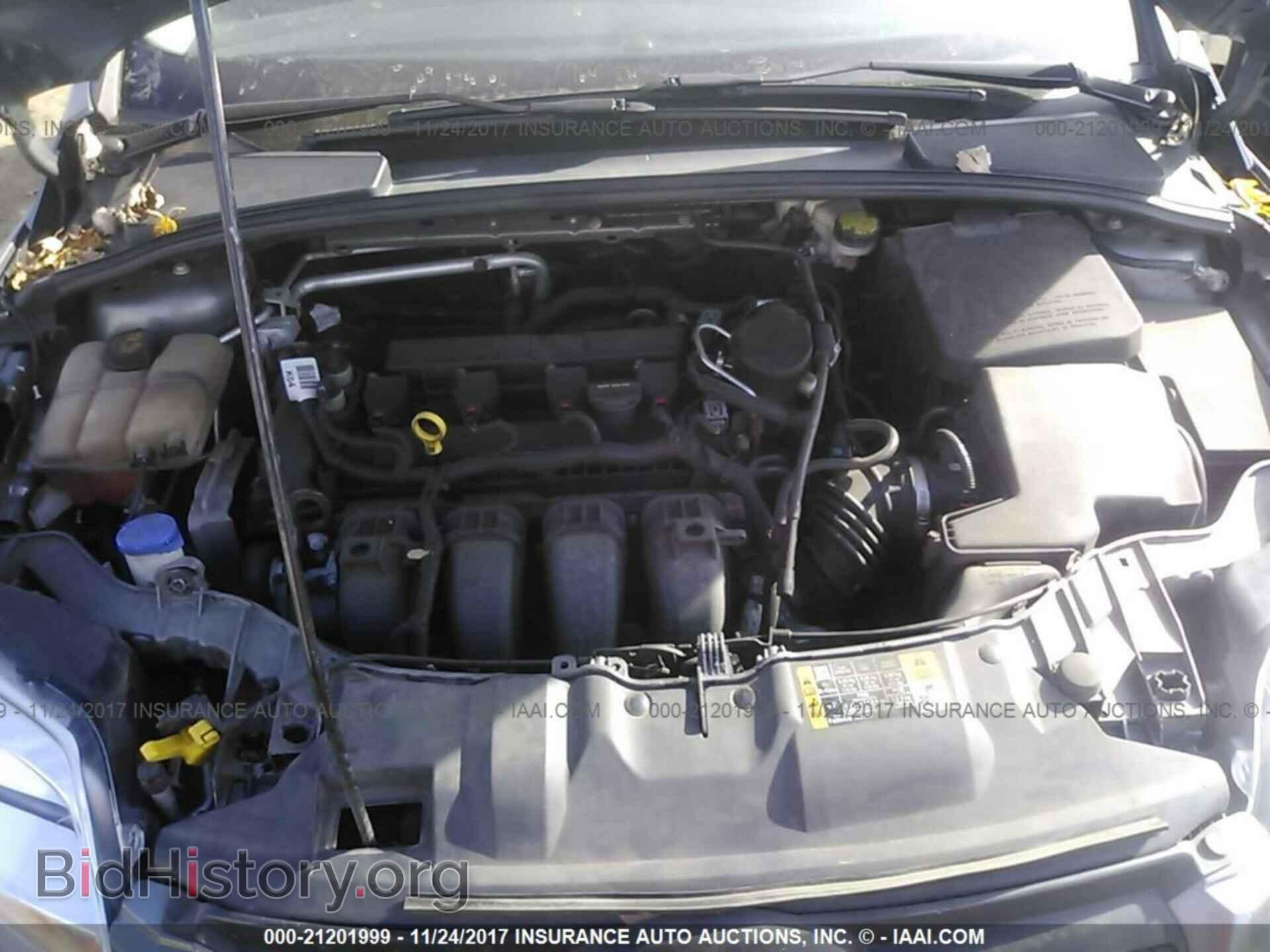 2014 Ford Focus - VIN: 1FADP3F20EL335696 - Photo 10