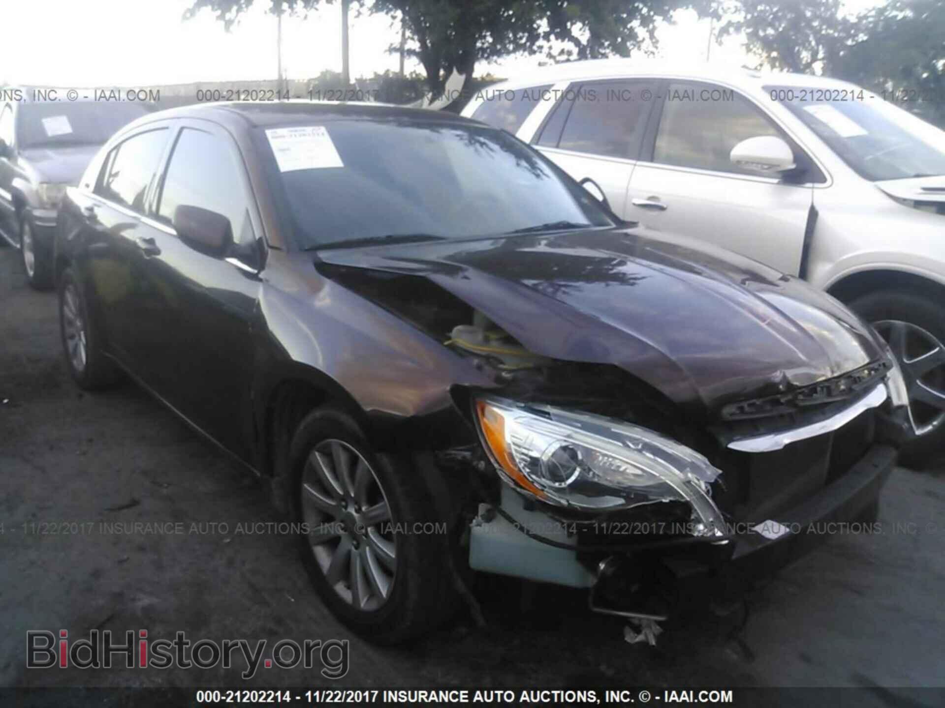 Фотография 1C3CCBBB1CN226431 - Chrysler 200 2012