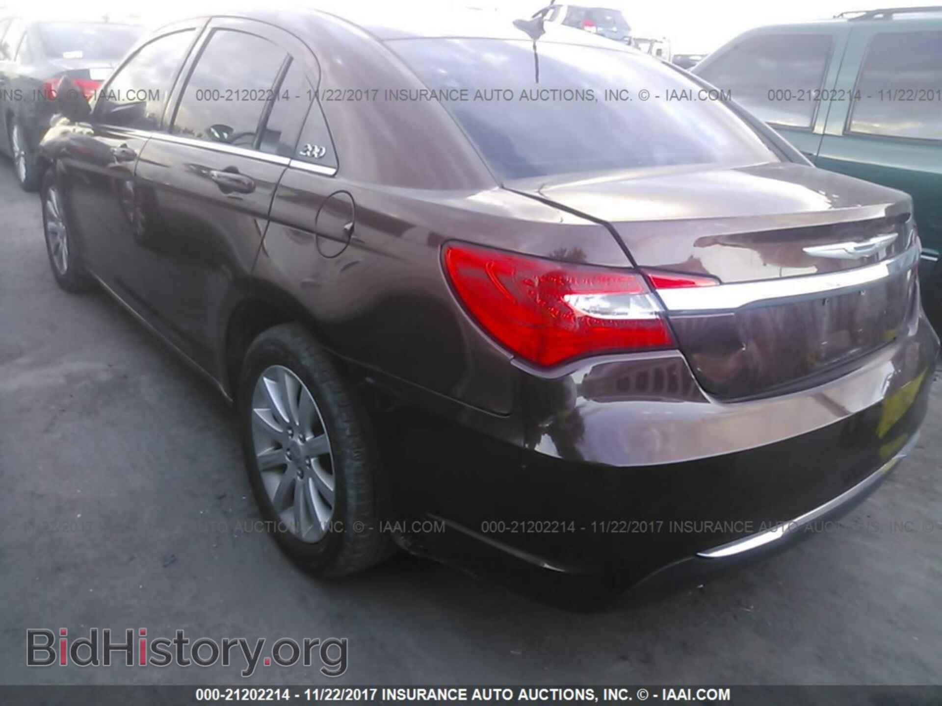 2012 Chrysler 200 - VIN: 1C3CCBBB1CN226431 - Photo 3