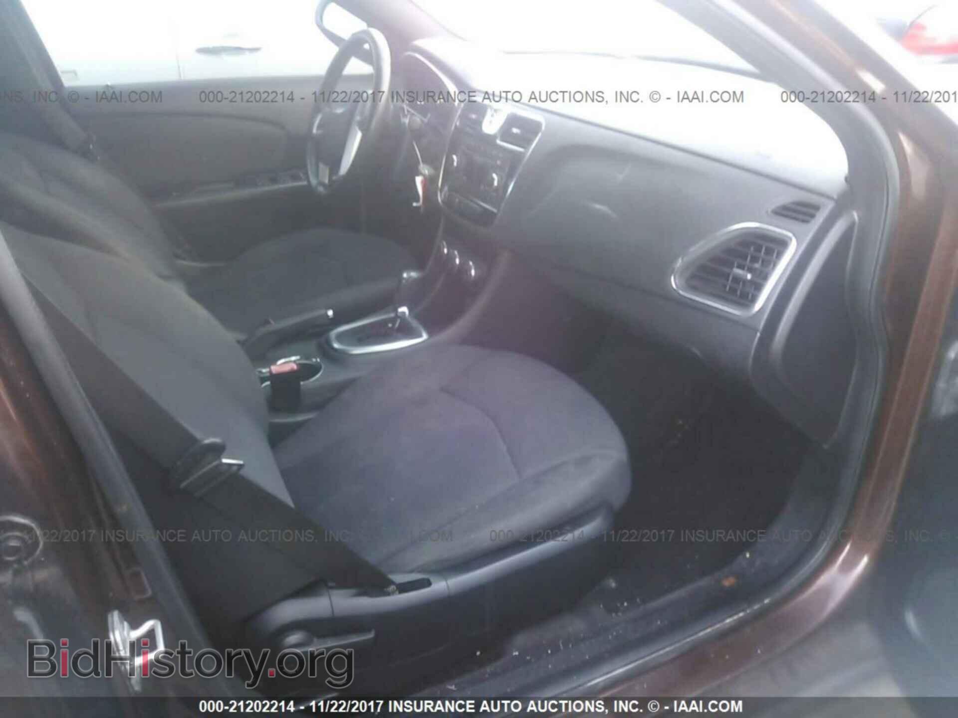 2012 Chrysler 200 - VIN: 1C3CCBBB1CN226431 - Photo 5