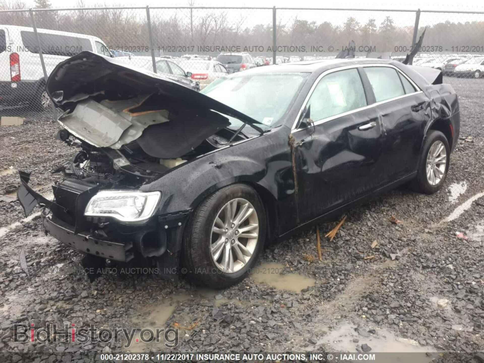 2016 Chrysler 300c - VIN: 2C3CCAEG5GH116711 - Фото 2