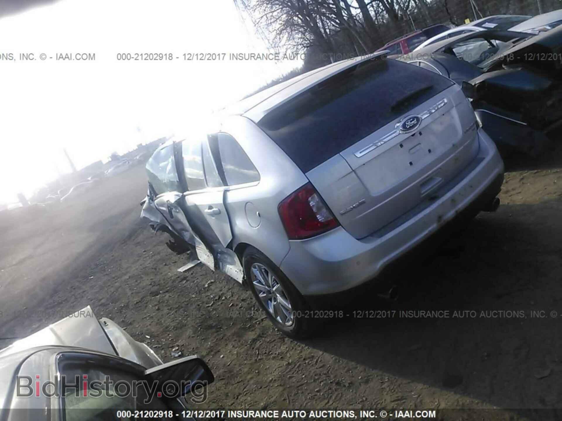 2011 Ford Edge - VIN: 2FMDK4KC9BBA61967 - Photo 3