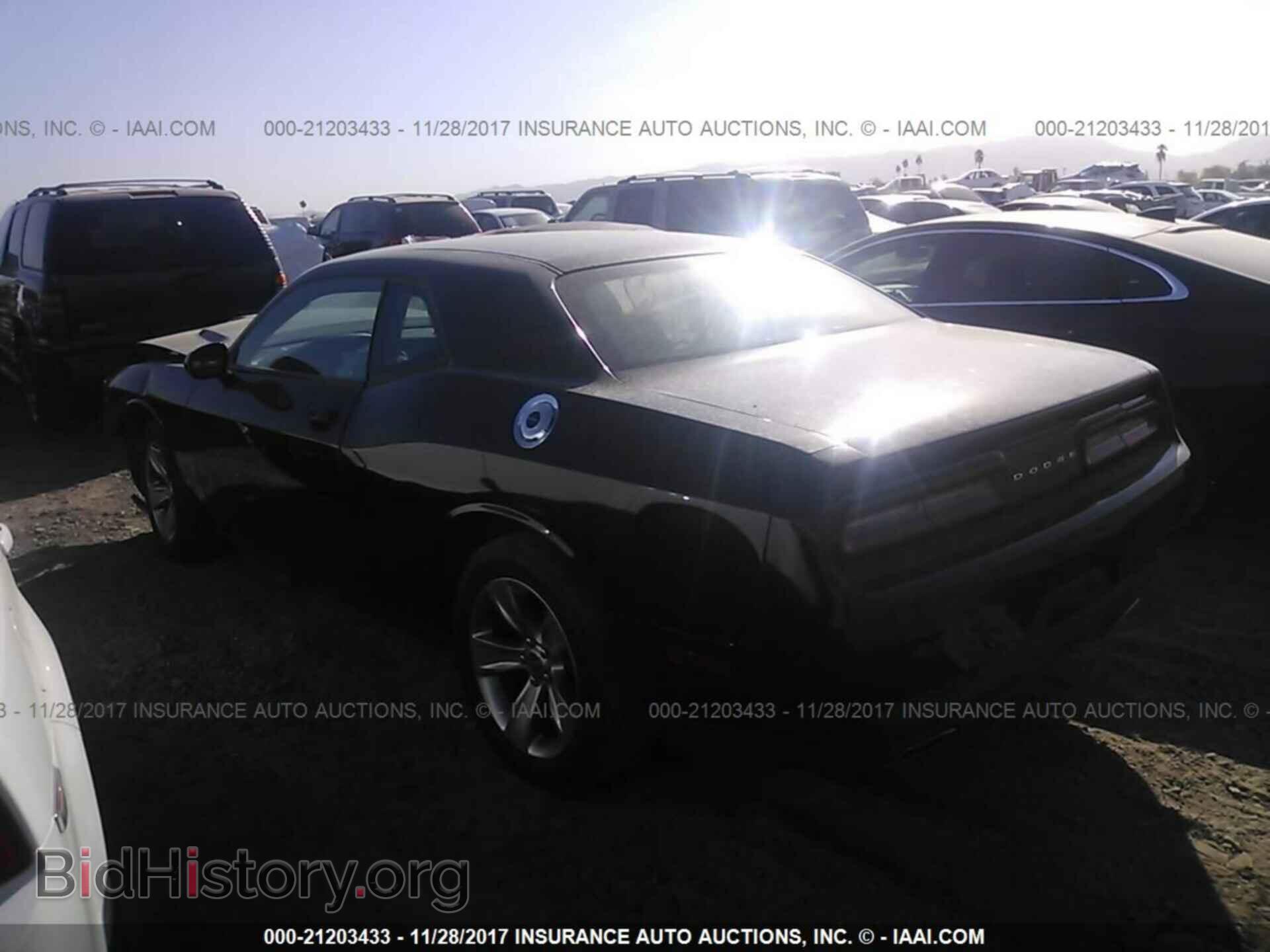 2016 Dodge Challenger - VIN: 2C3CDZAG9GH101856 - Photo 3