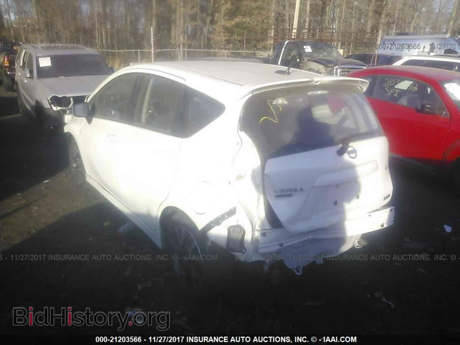 2016 Nissan Versa note - VIN: 3N1CE2CP4GL366286 - Фото 3