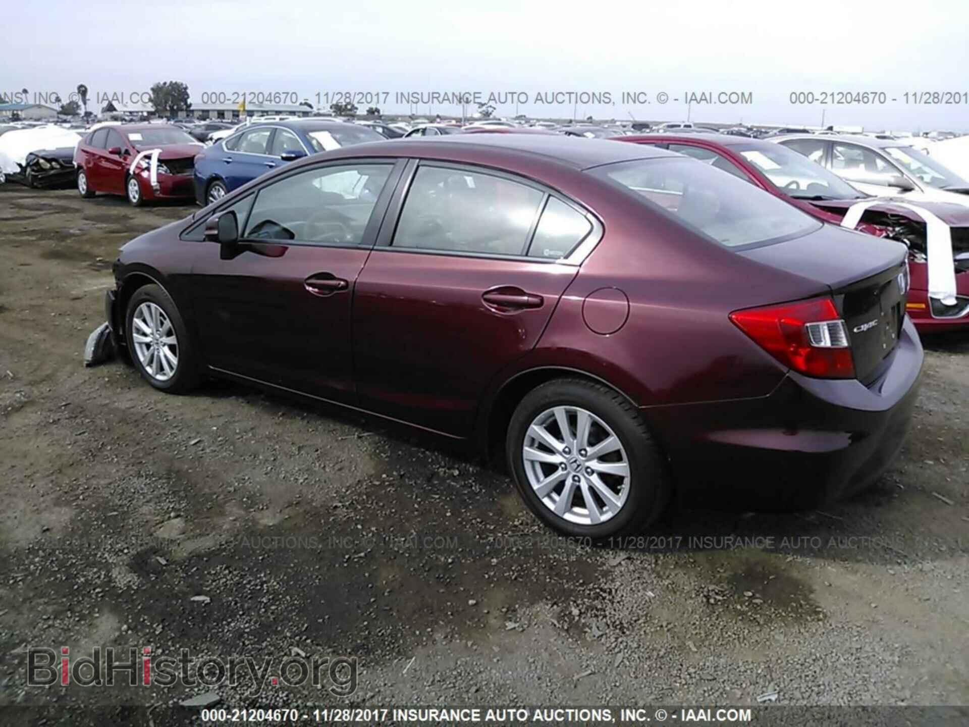 2012 Honda Civic - VIN: 19XFB2F82CE303659 - Photo 3