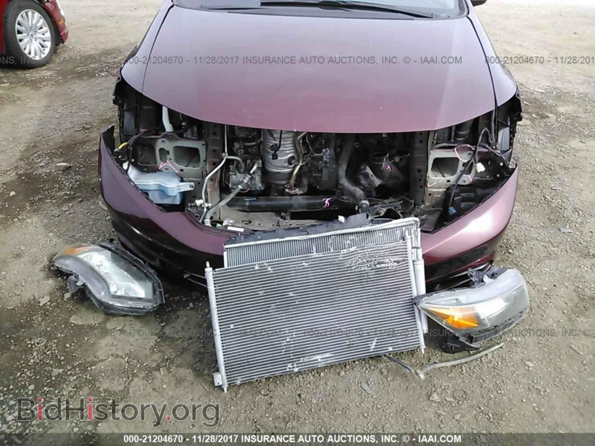 2012 Honda Civic - VIN: 19XFB2F82CE303659 - Photo 6